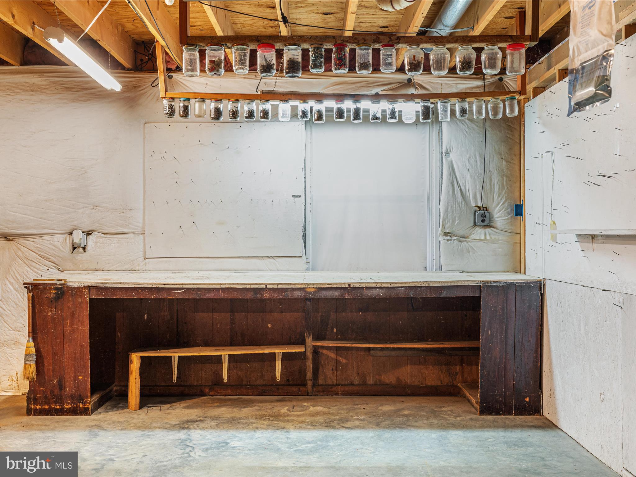 RIVER BEND FARM - Residential