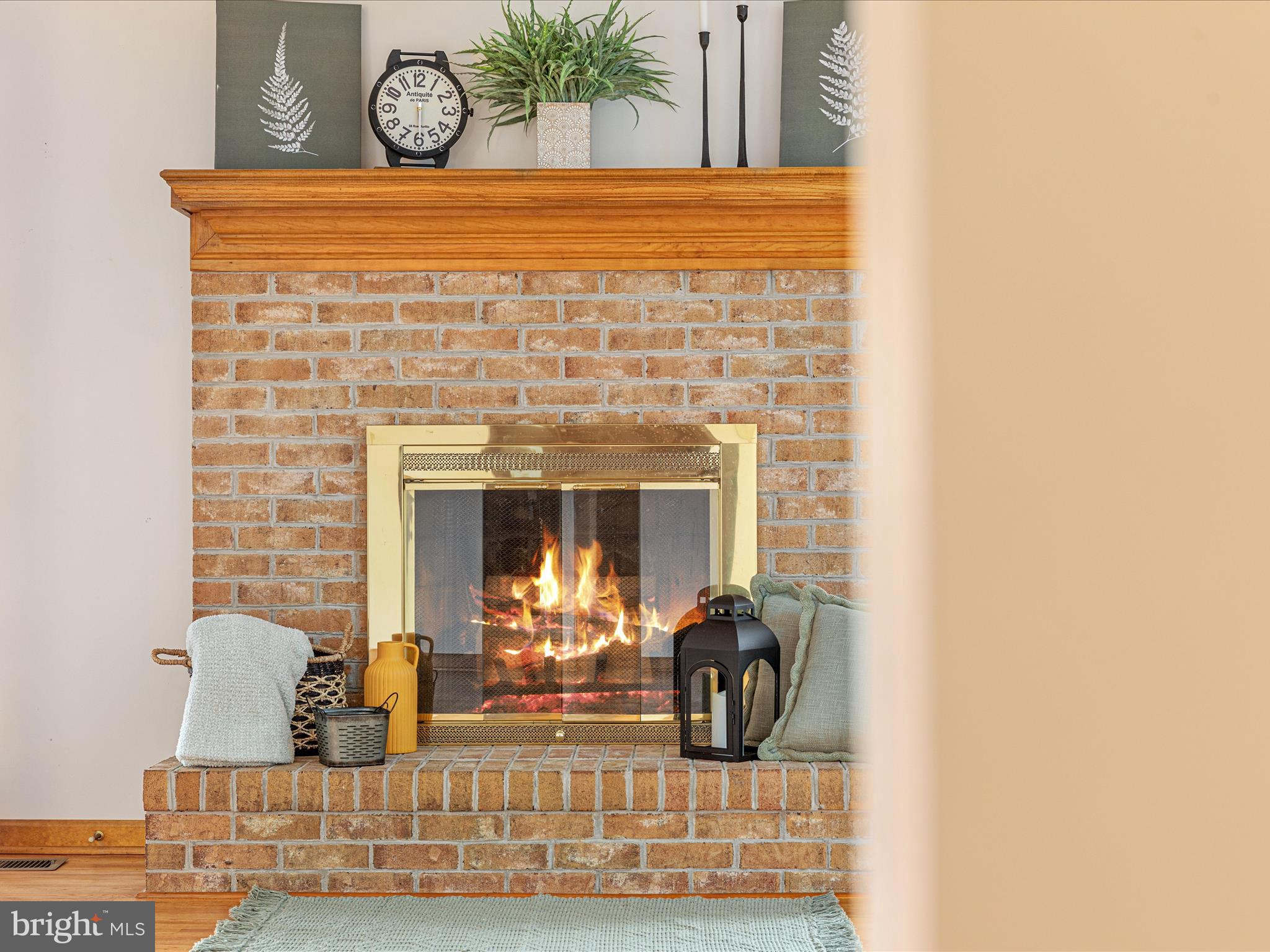 RIVER BEND FARM - Residential