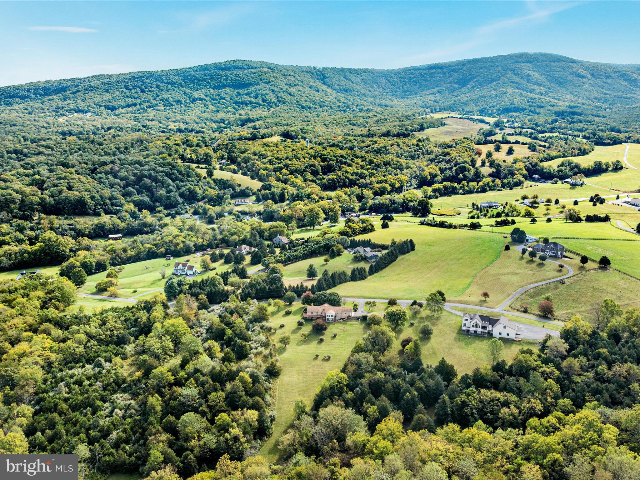 RIVER BEND FARM - Residential