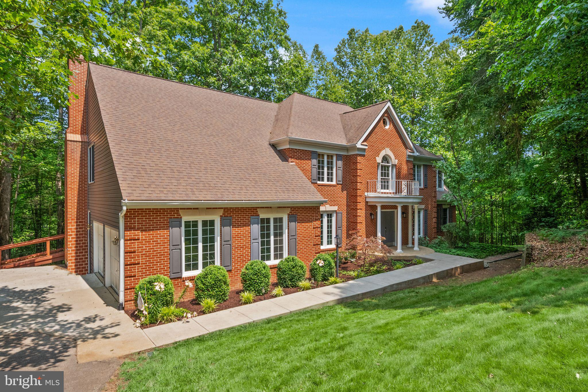 6689 HIGHPOINT COURT