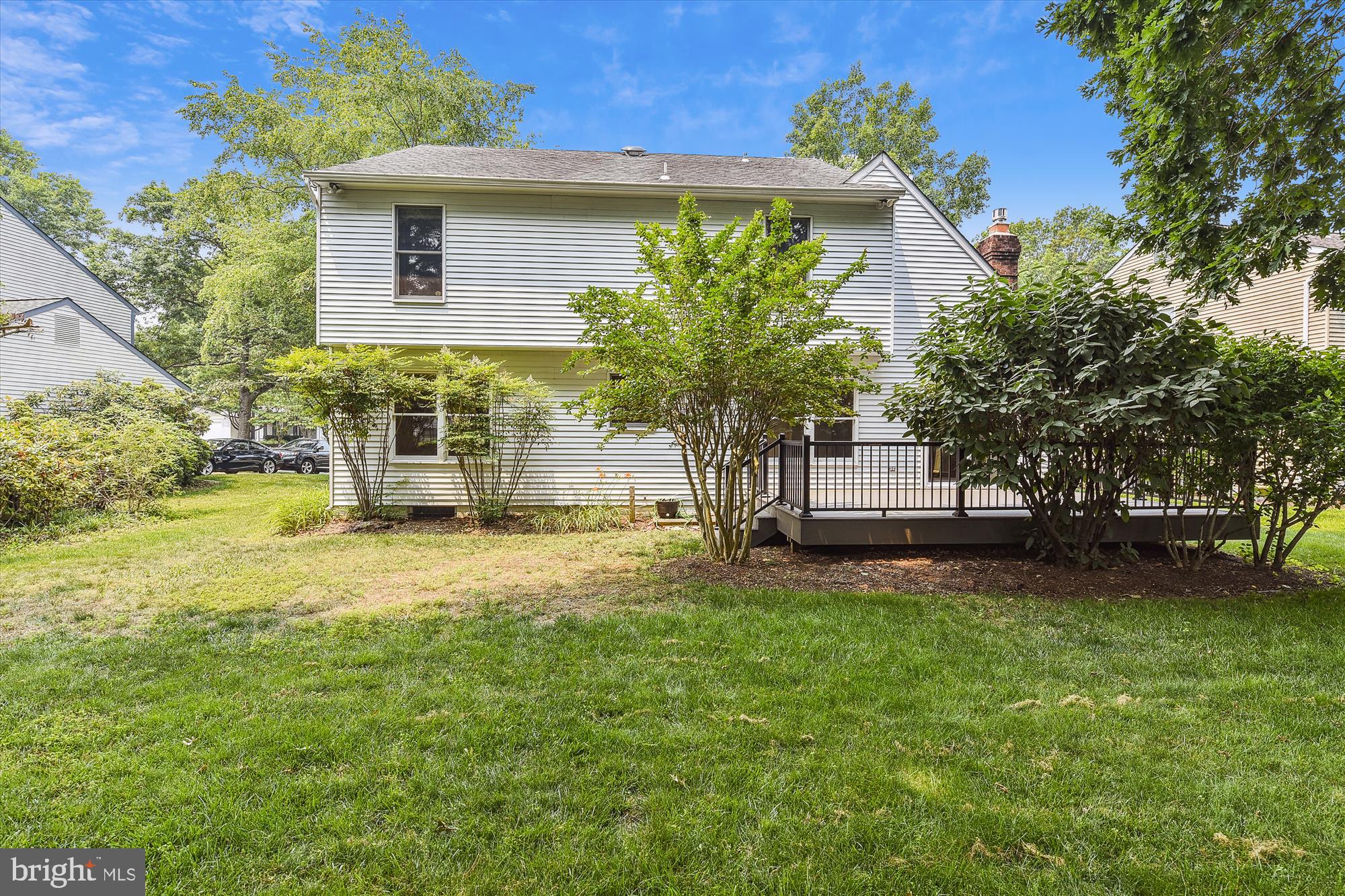 HUNT MEADOW - Residential