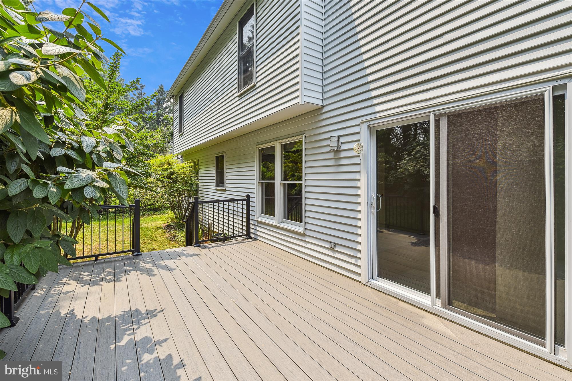 HUNT MEADOW - Residential