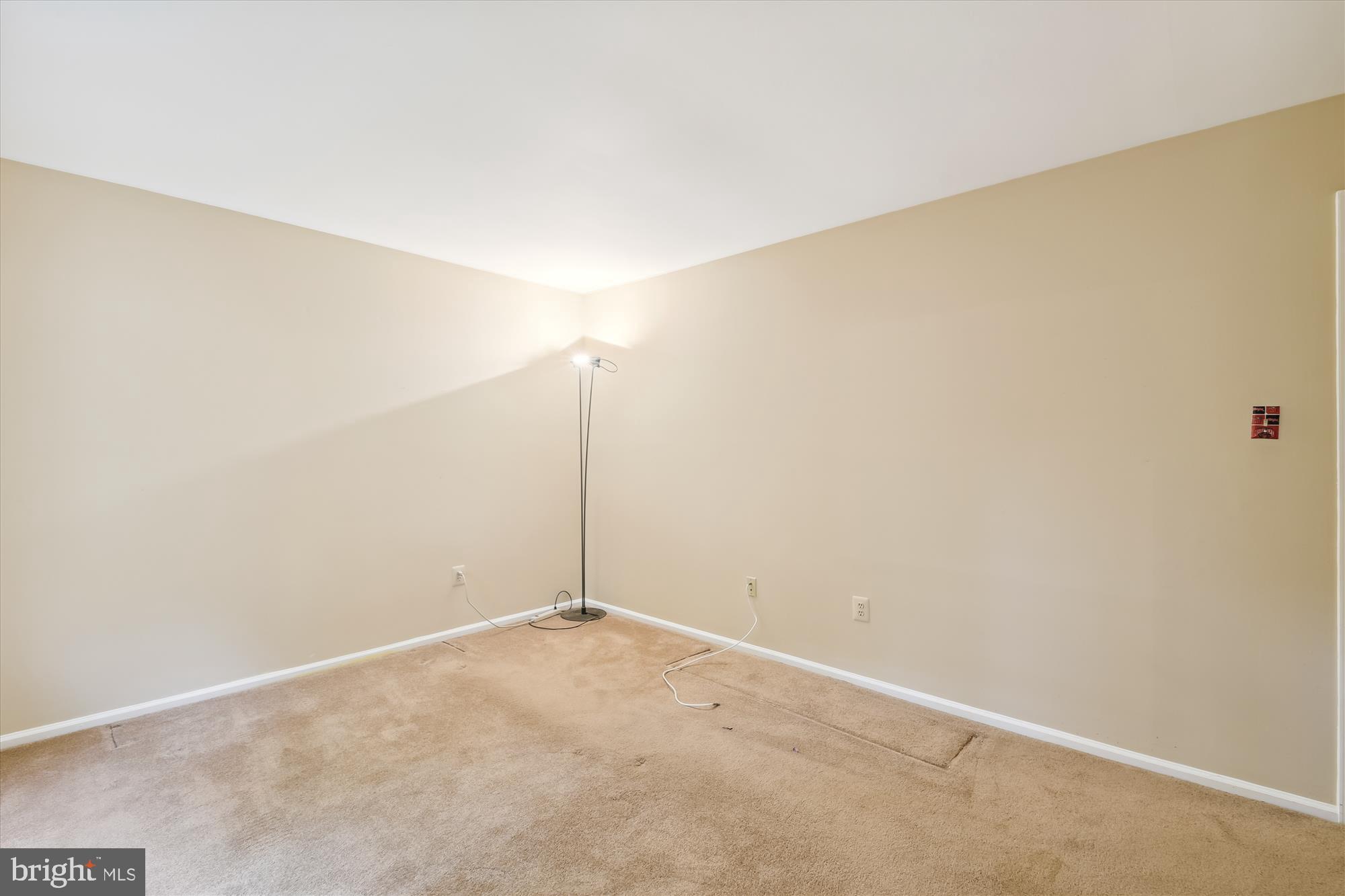 HUNT MEADOW - Residential