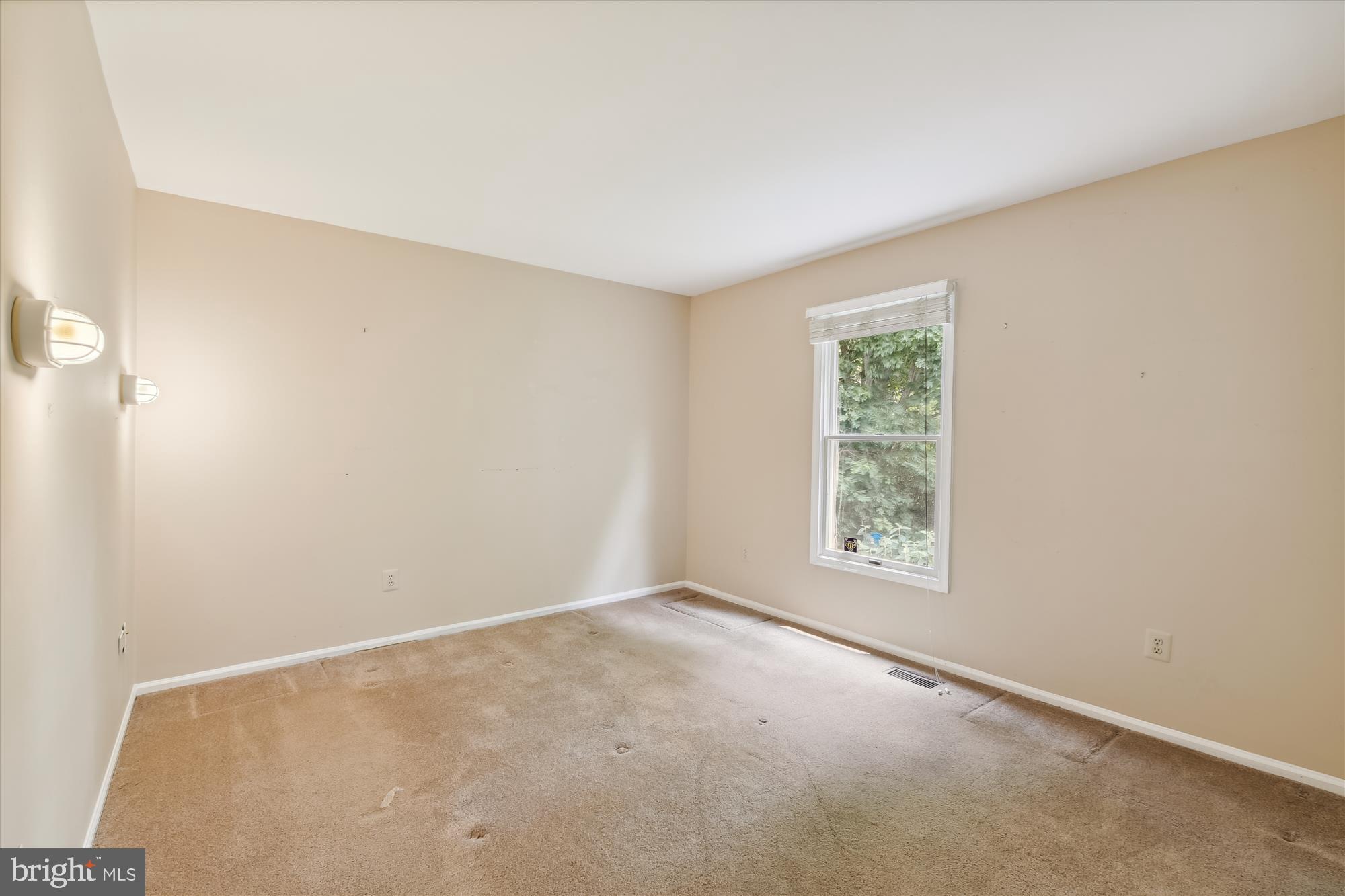 HUNT MEADOW - Residential