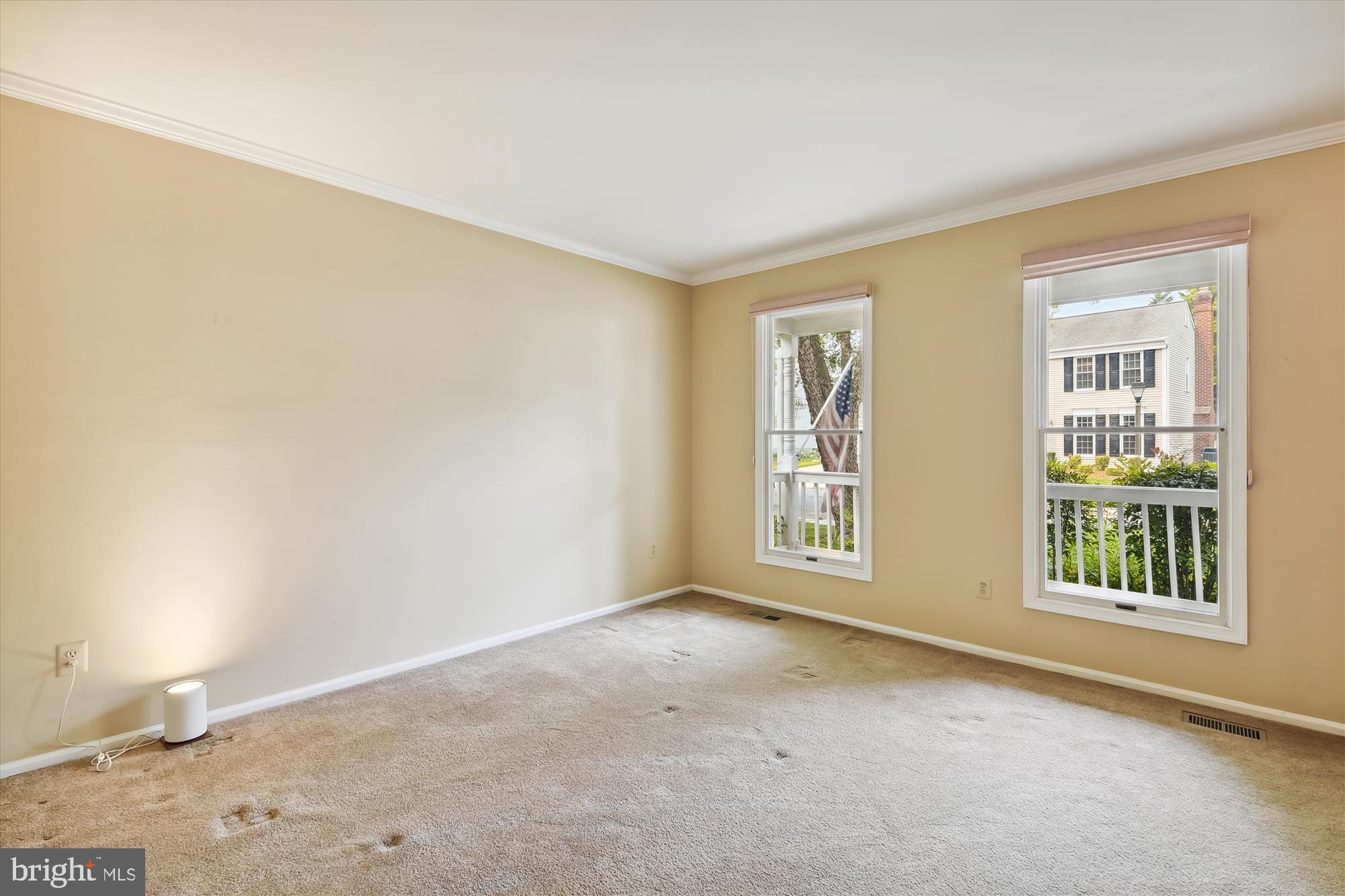 HUNT MEADOW - Residential