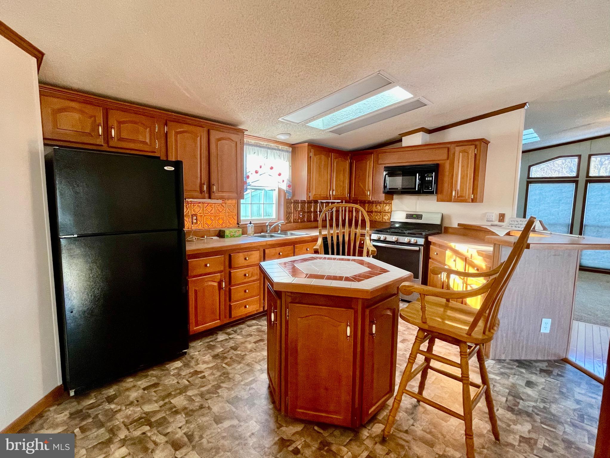 APPLEVILLE WEST - Residential