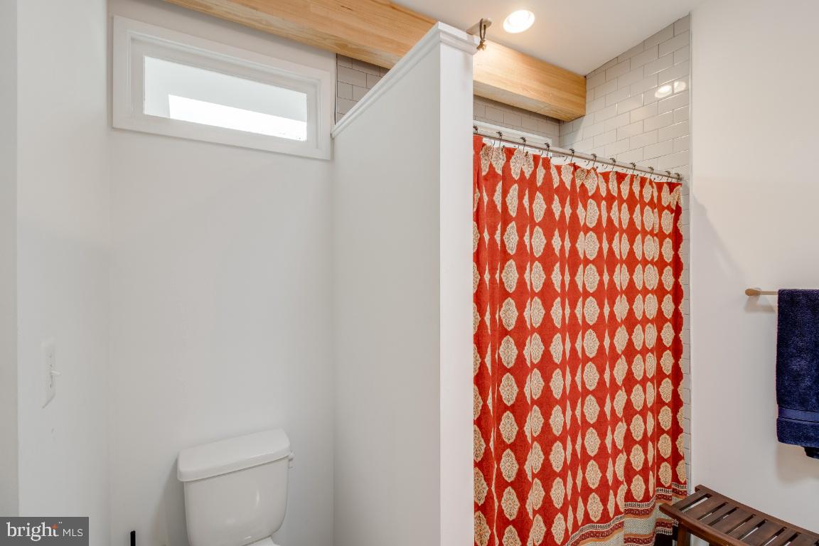 ARTS AND ENTERTAINMENT DISTRICT - Residential