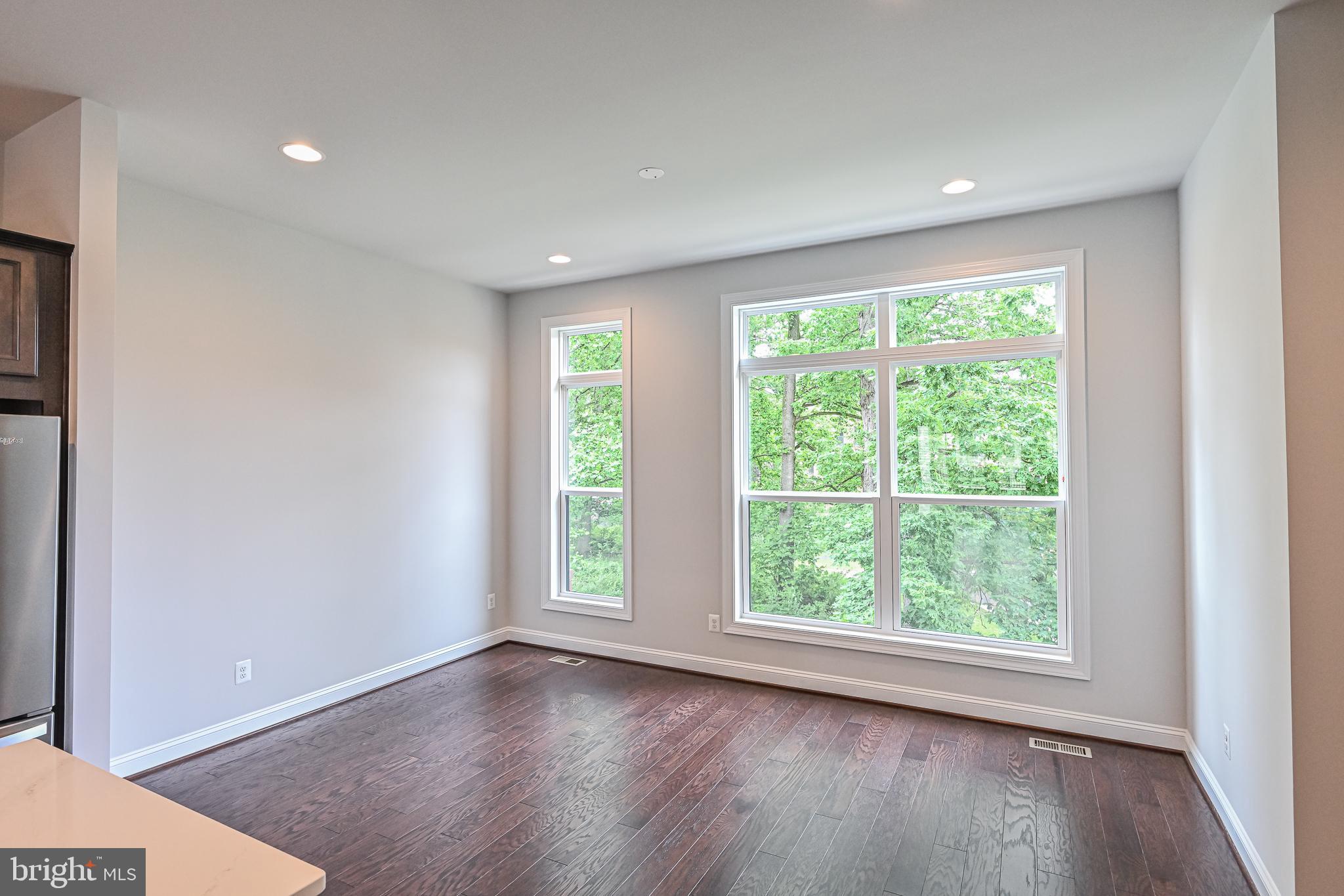 WESTOAKS - Residential Lease