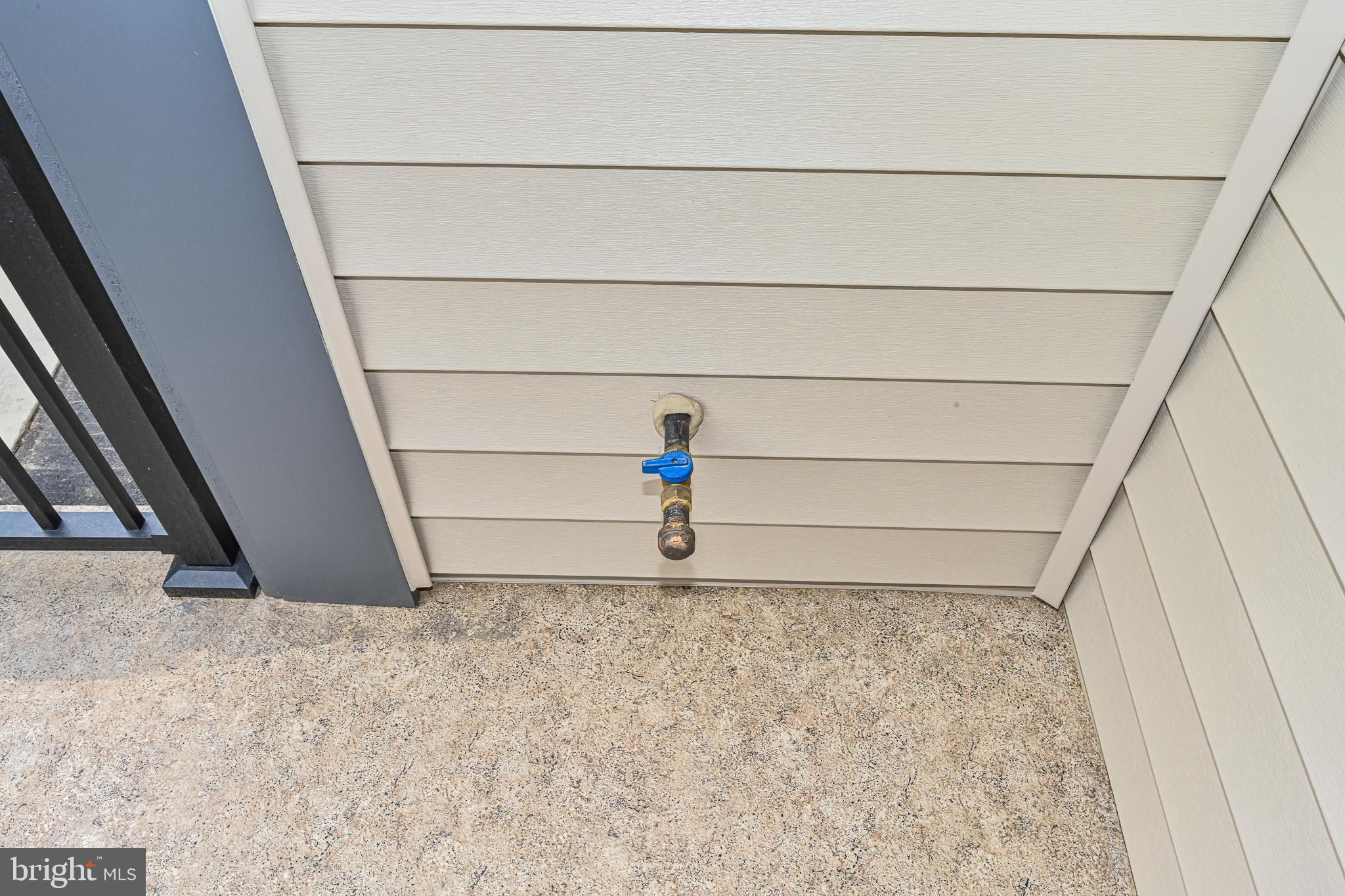 WESTOAKS - Residential Lease