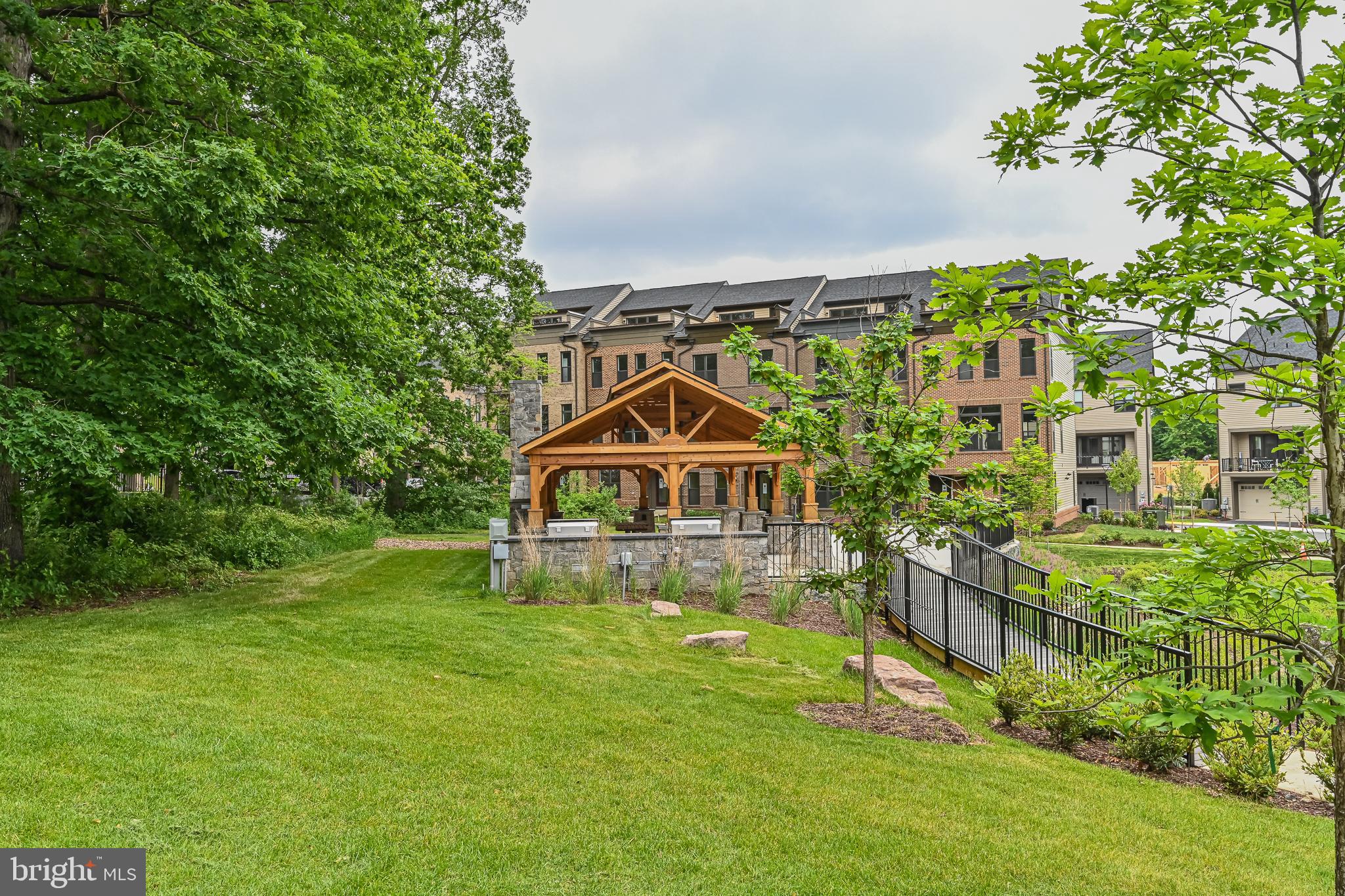 WESTOAKS - Residential Lease