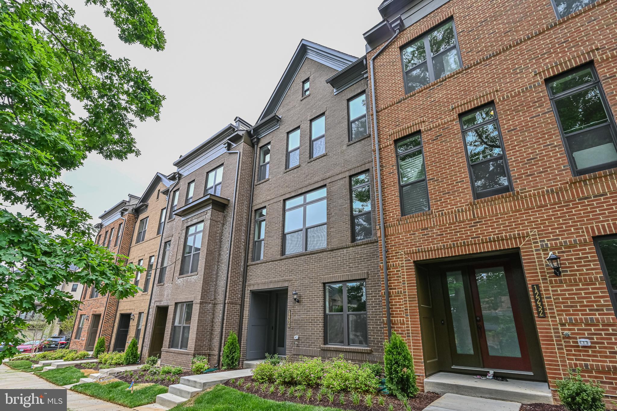 WESTOAKS - Residential Lease