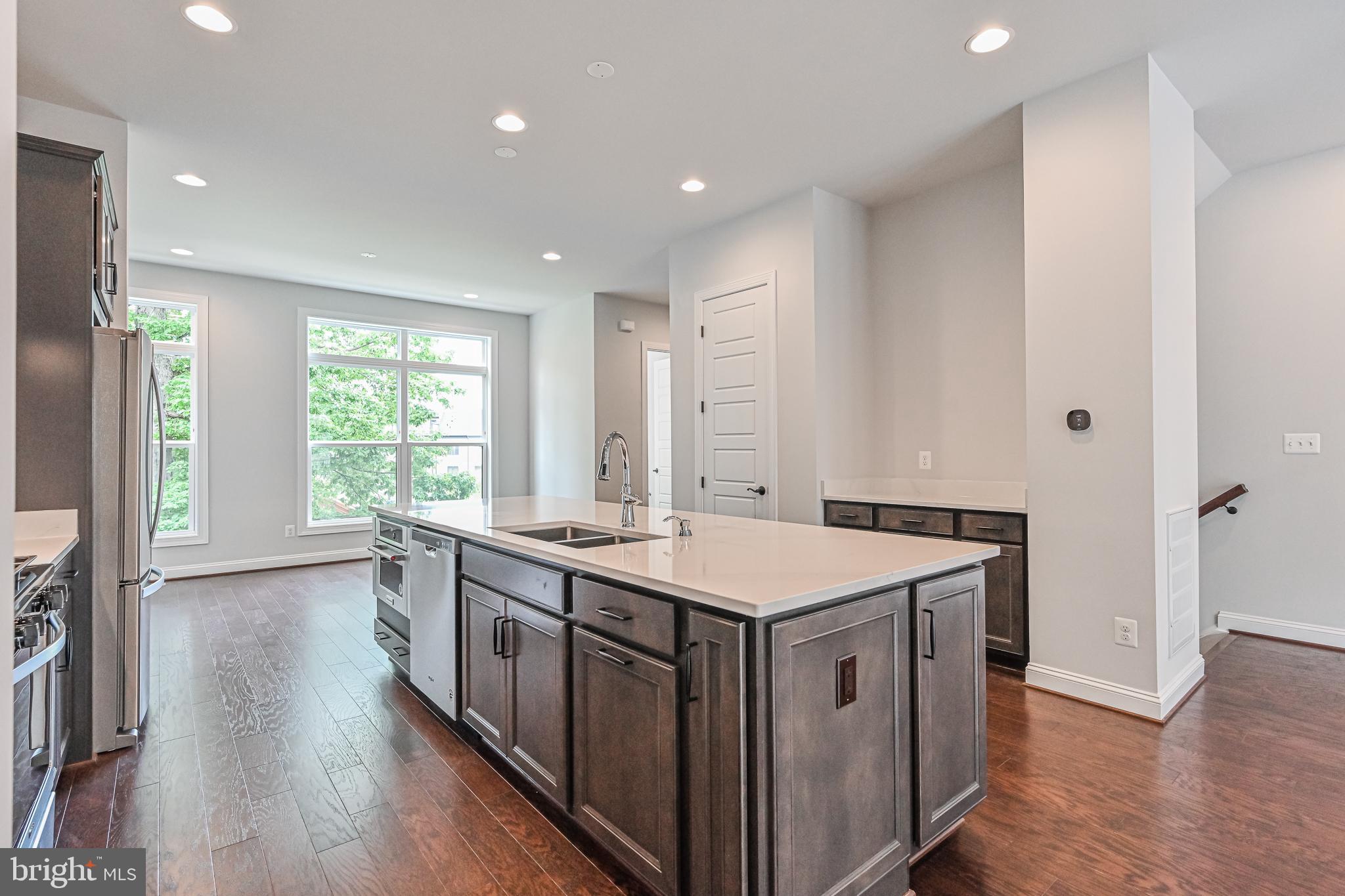 WESTOAKS - Residential Lease