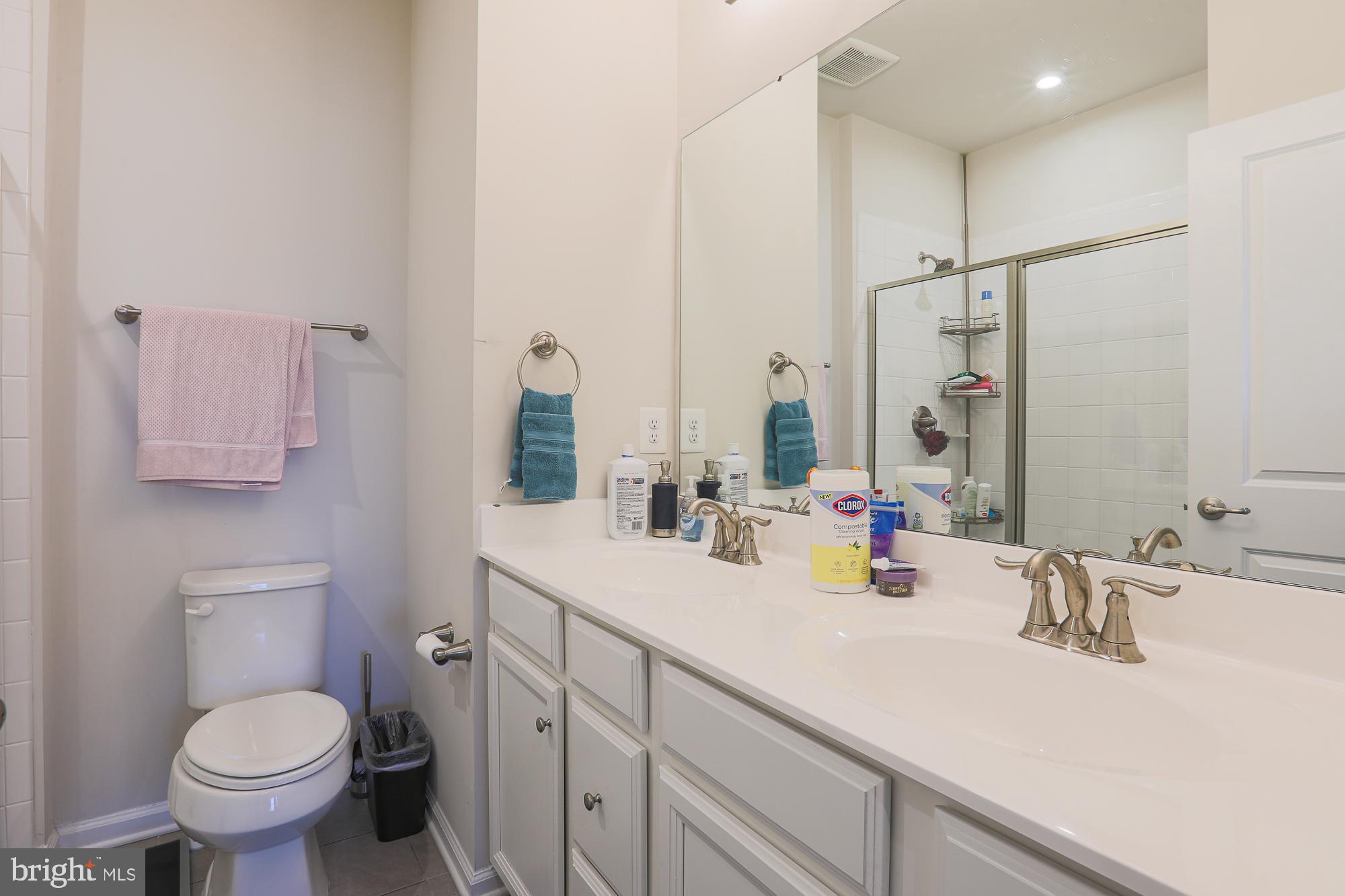 OLDHAM CROSSING - Residential