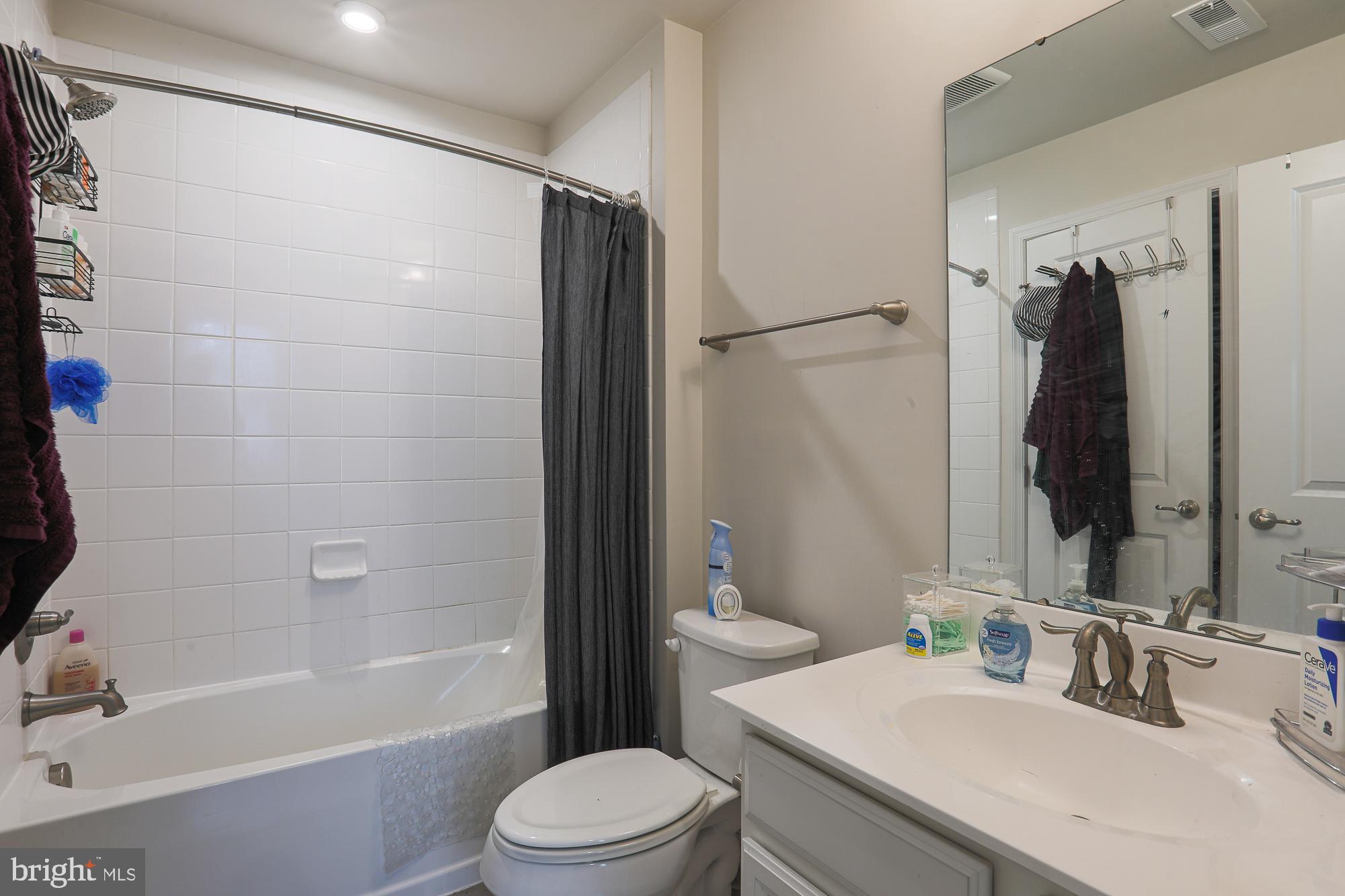 OLDHAM CROSSING - Residential