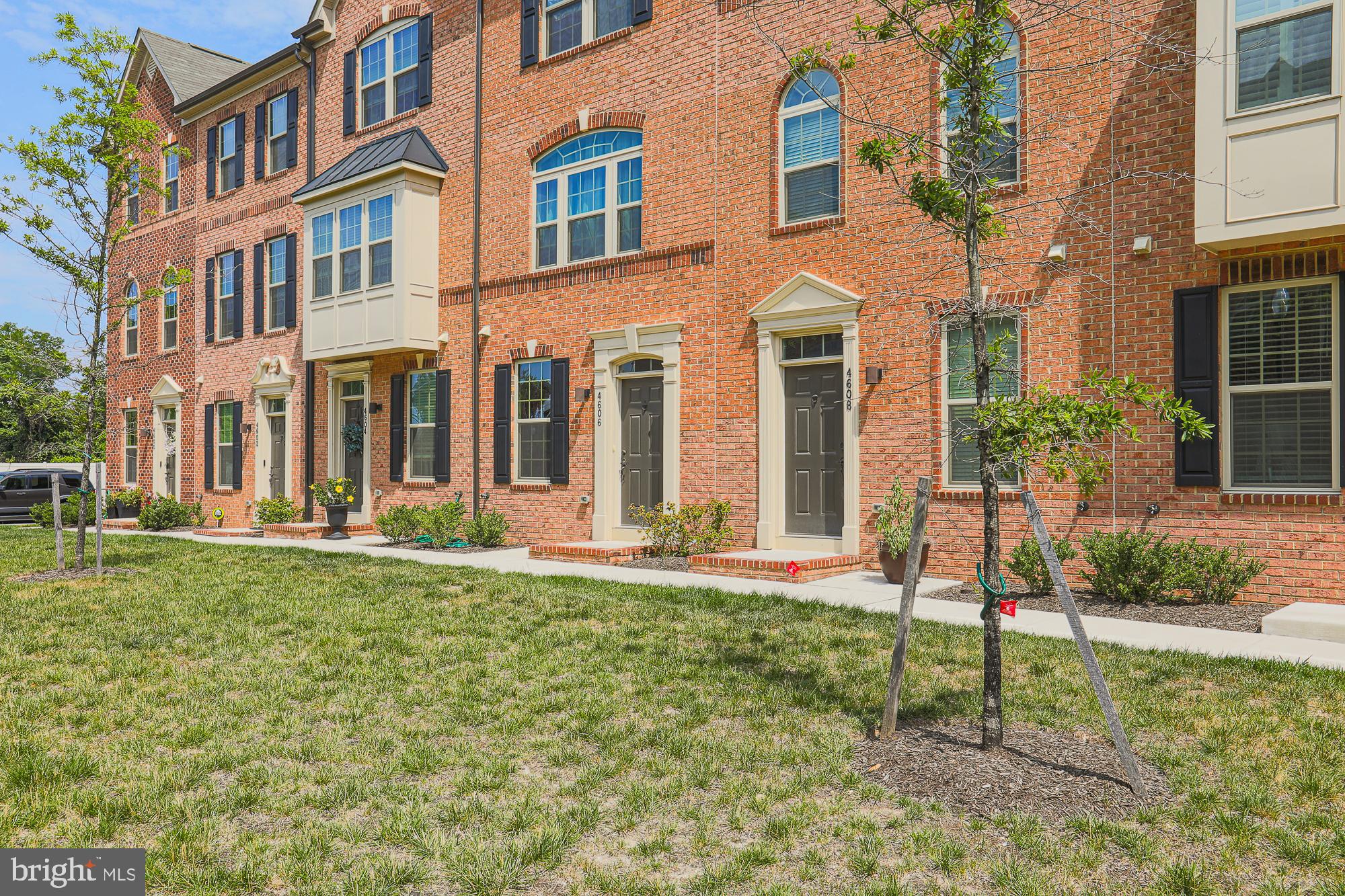 OLDHAM CROSSING - Residential