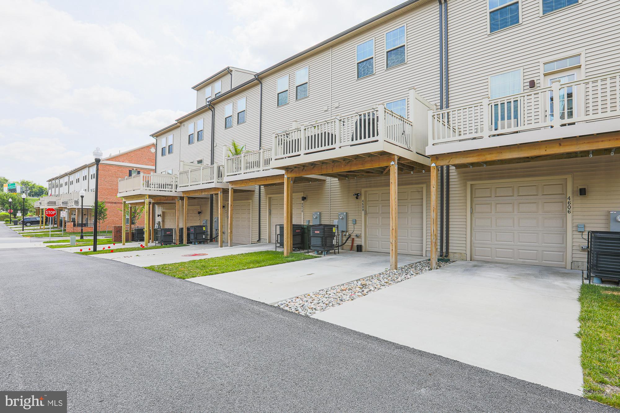 OLDHAM CROSSING - Residential