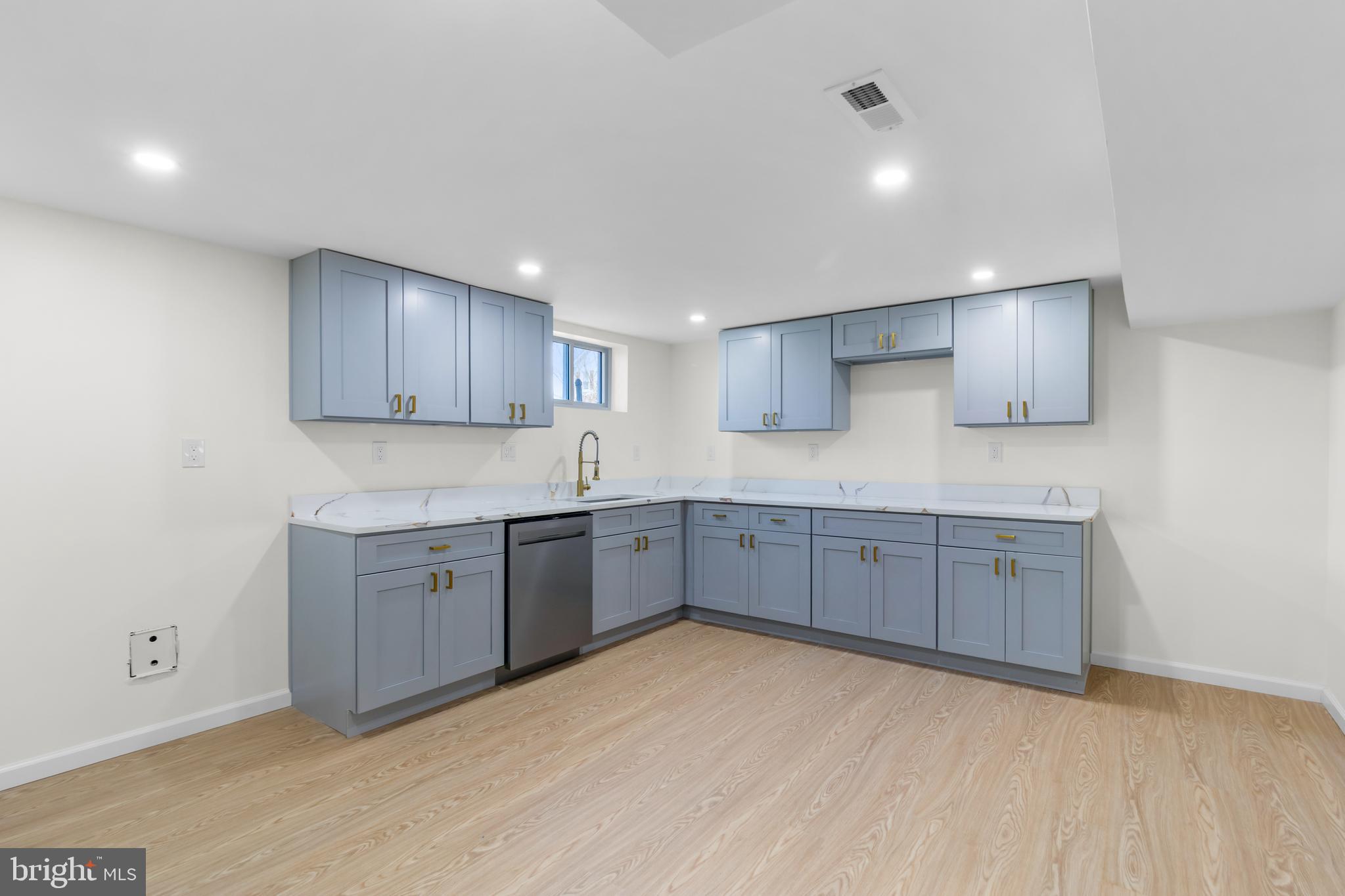 MT WEISSNER - Residential