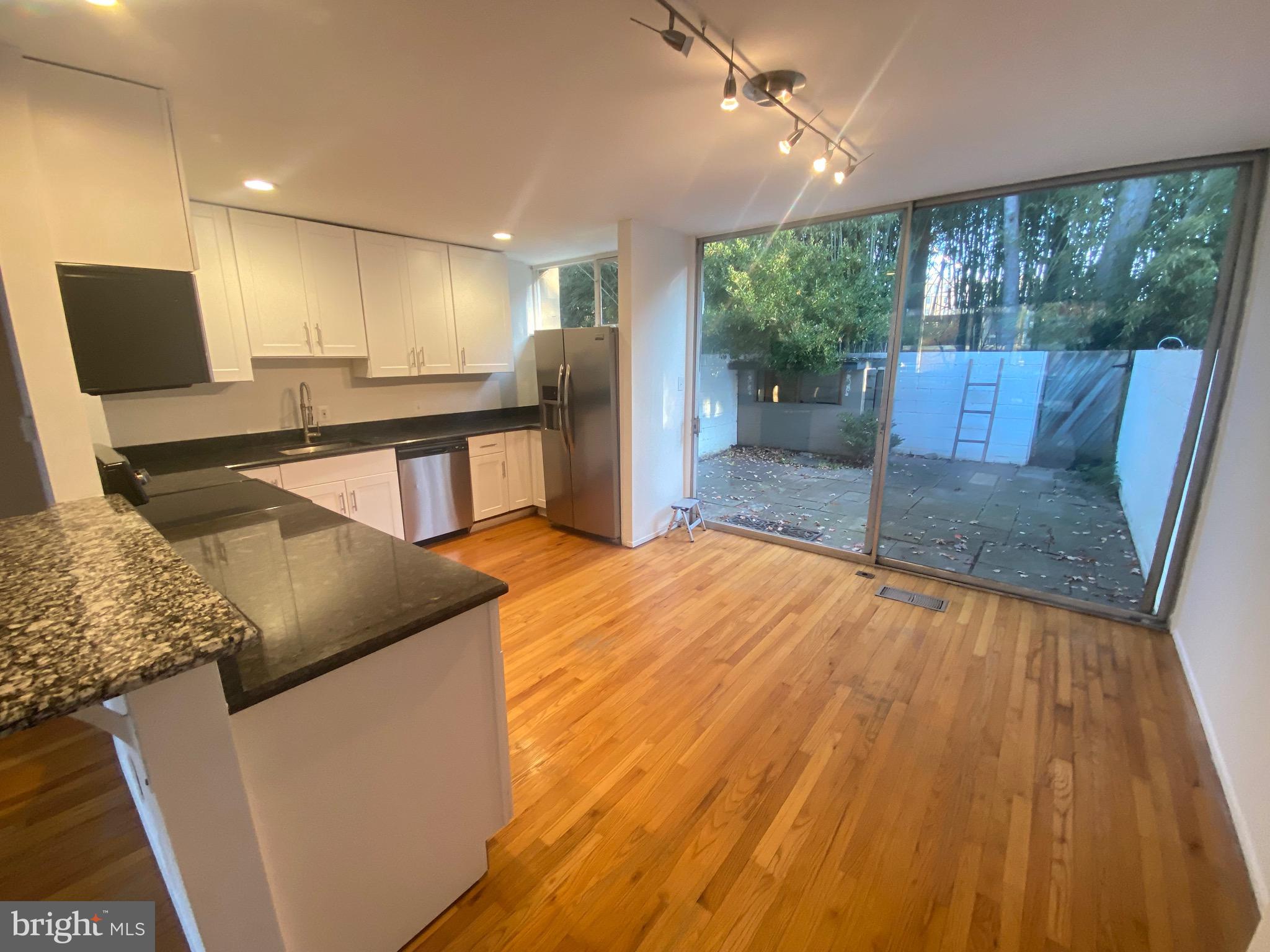 HICKORY CLUSTER - Residential