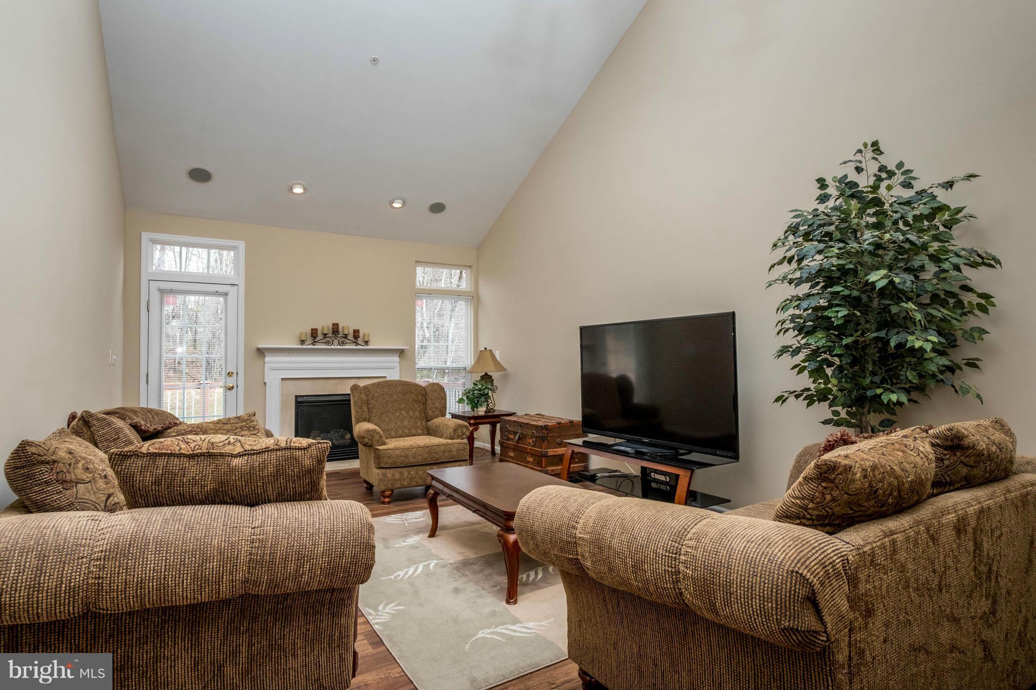 VILLAGES OF DORCHESTER - Residential