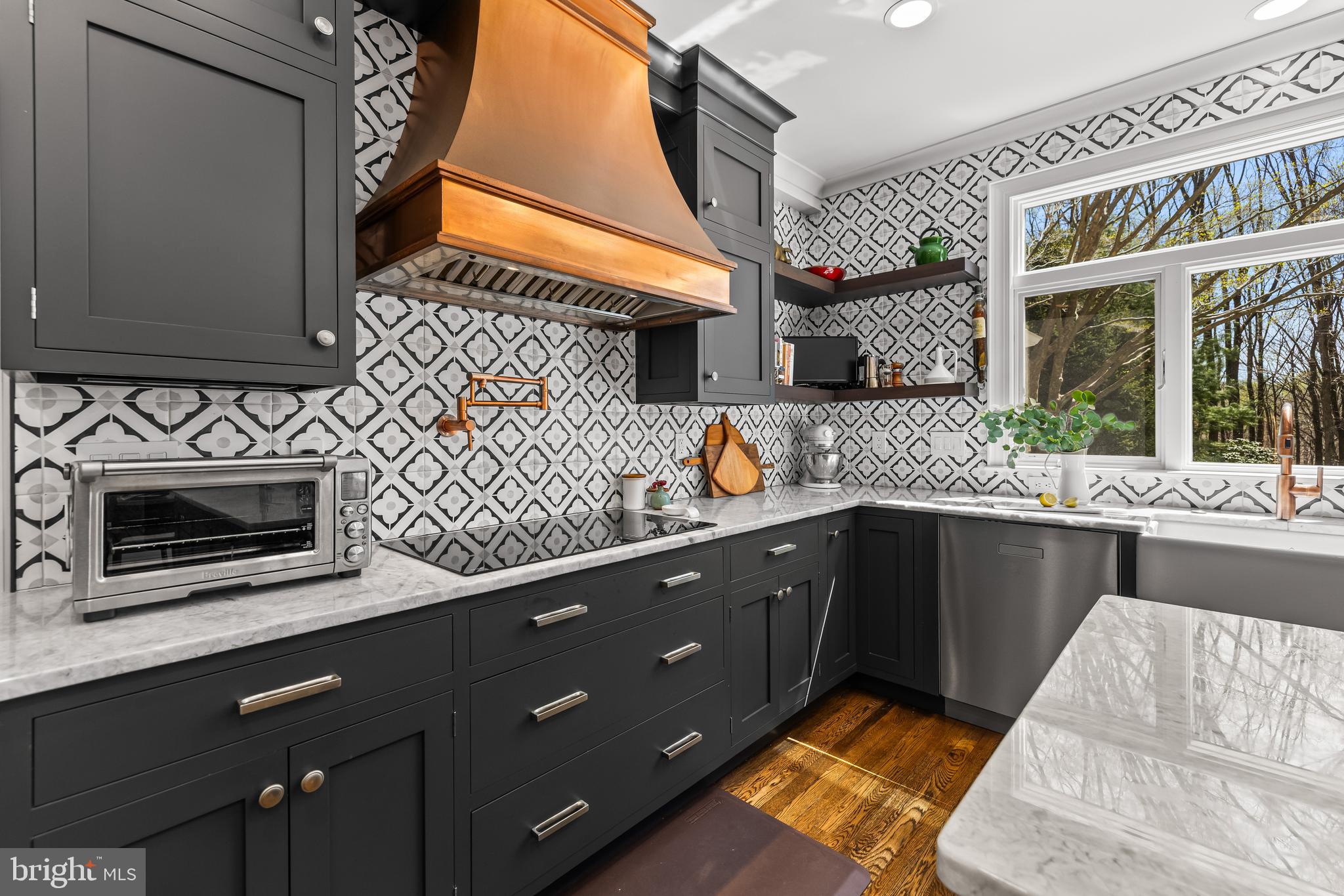 FALLSWOOD - Residential