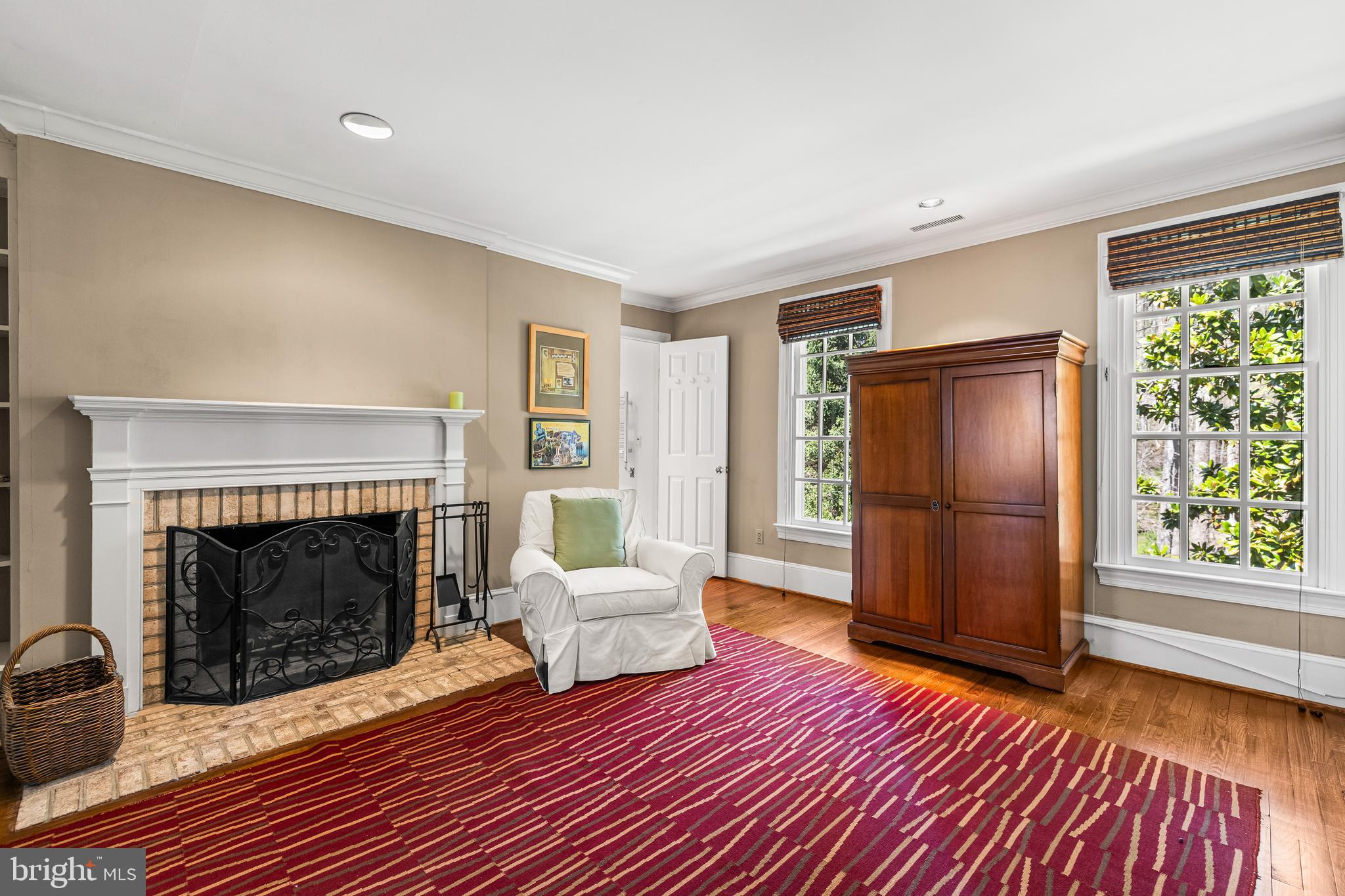 FALLSWOOD - Residential