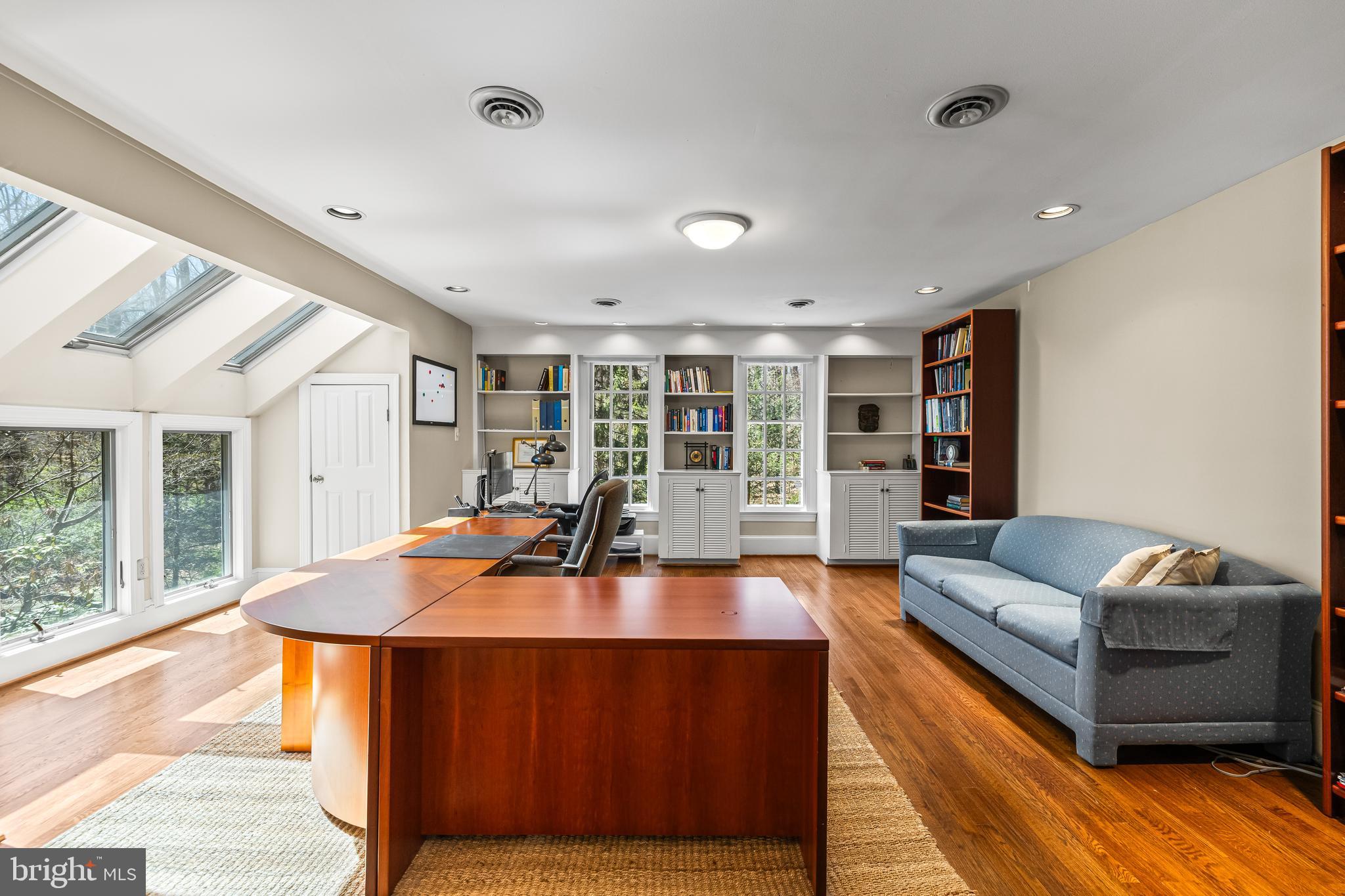 FALLSWOOD - Residential