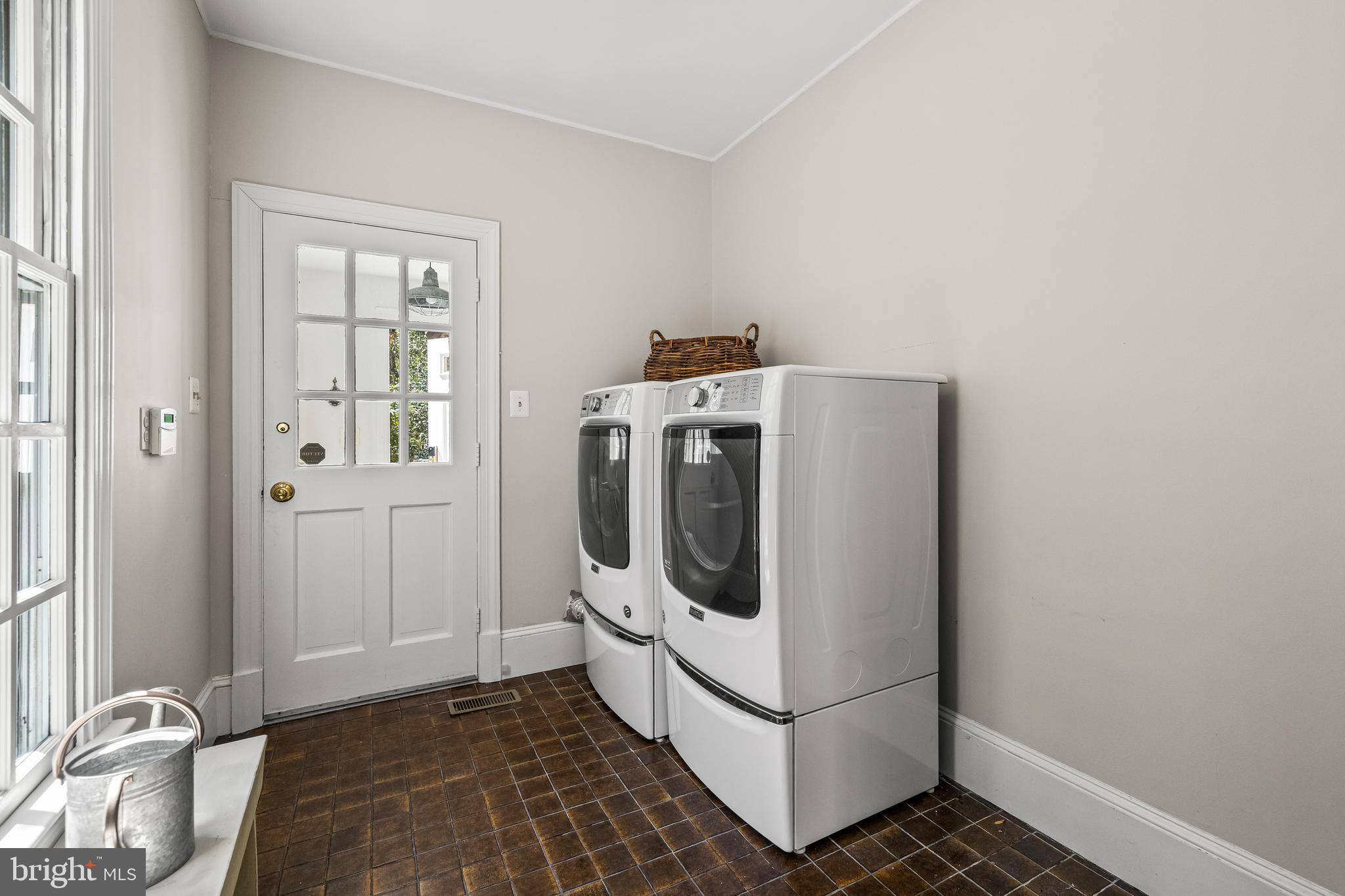 FALLSWOOD - Residential