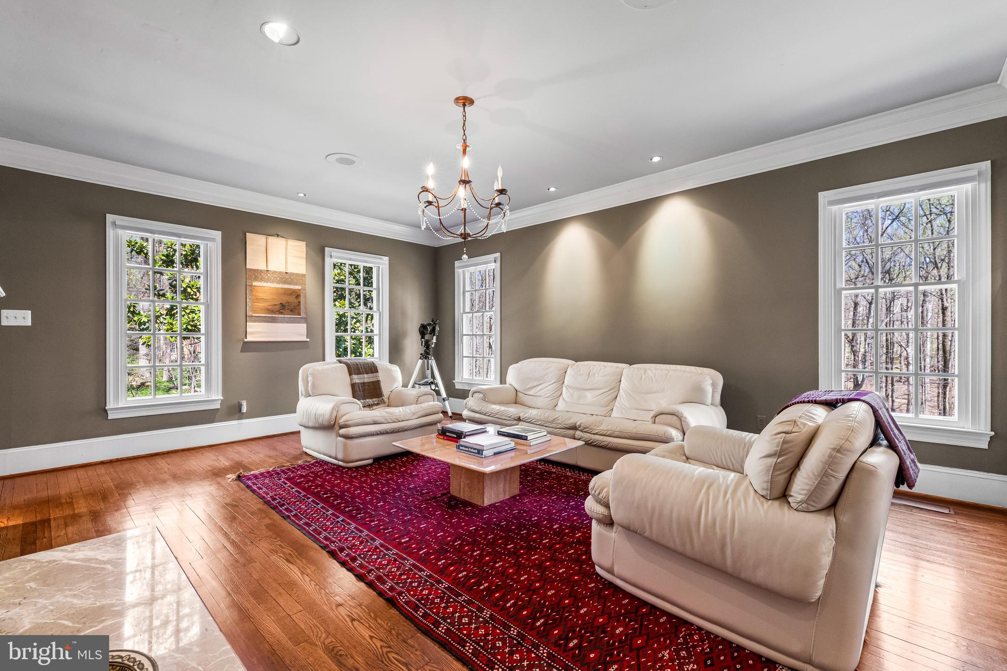 FALLSWOOD - Residential