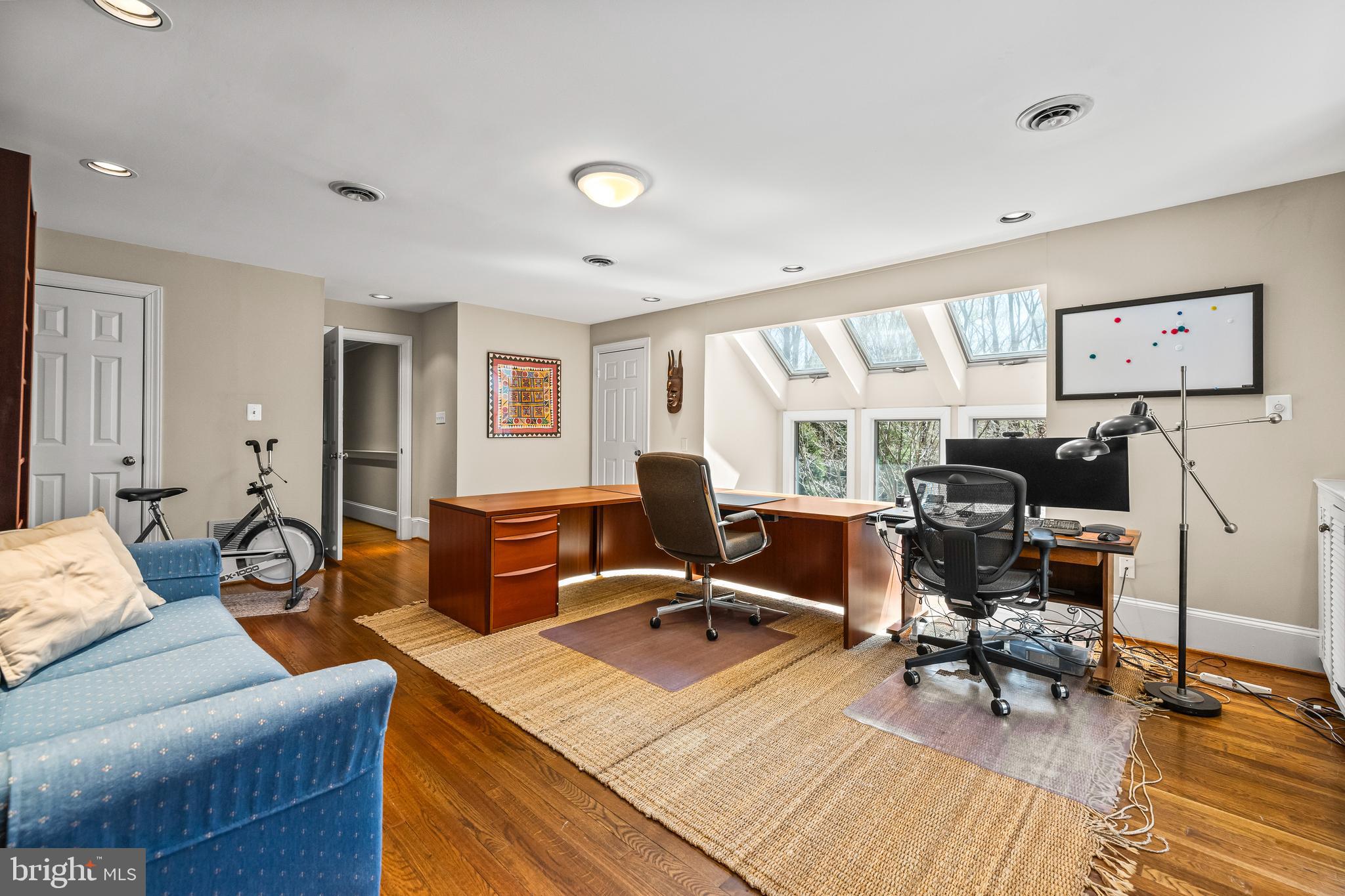 FALLSWOOD - Residential