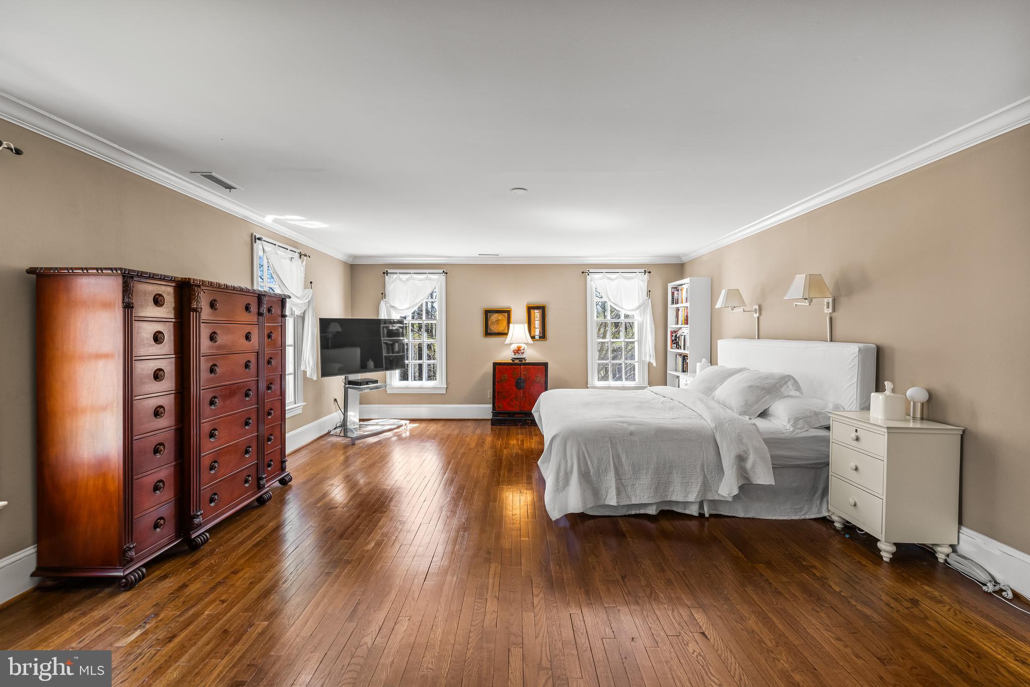 FALLSWOOD - Residential