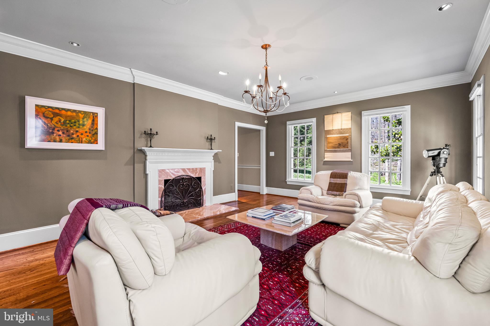 FALLSWOOD - Residential