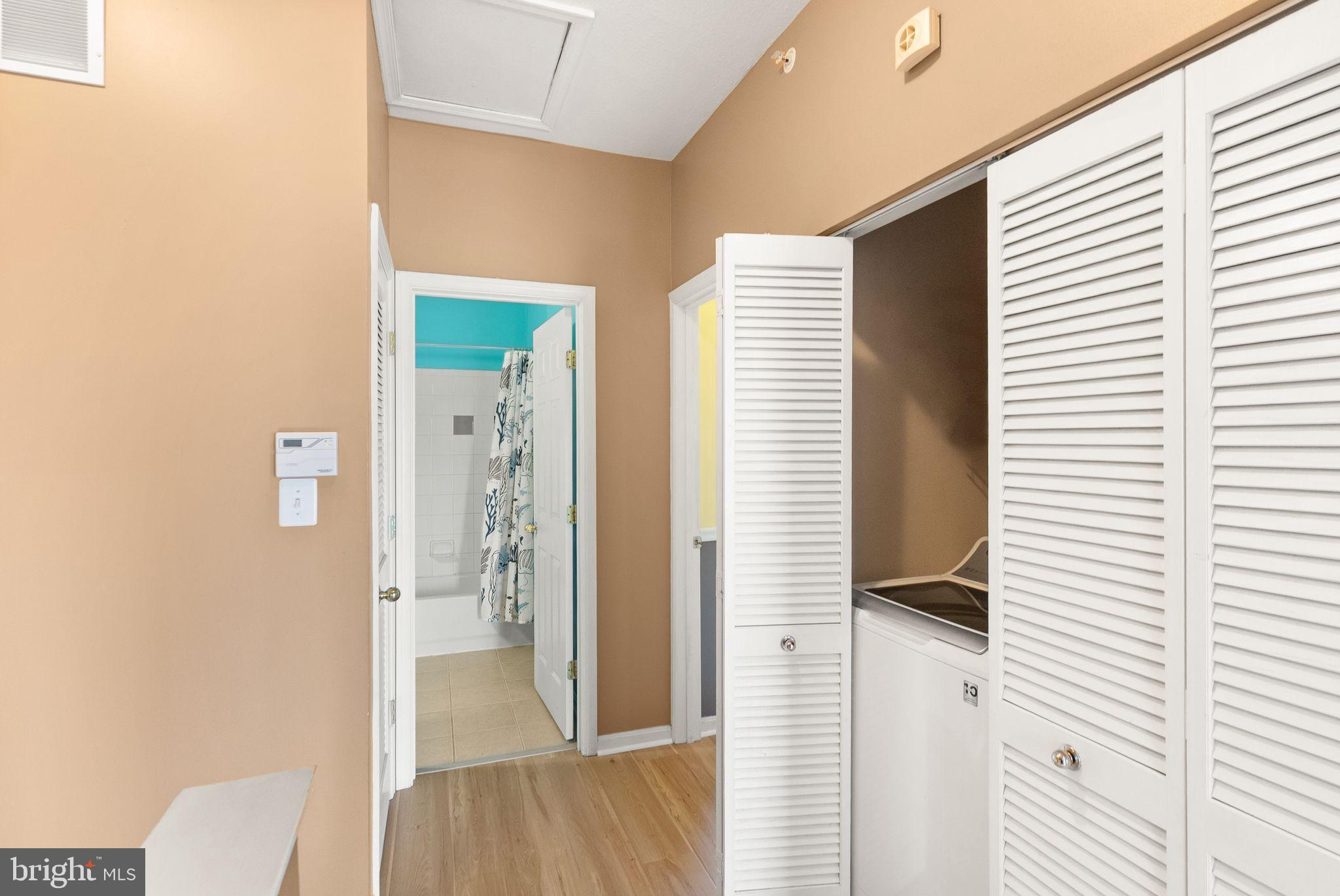 PARKSIDE AT ASHBURN - Residential Lease