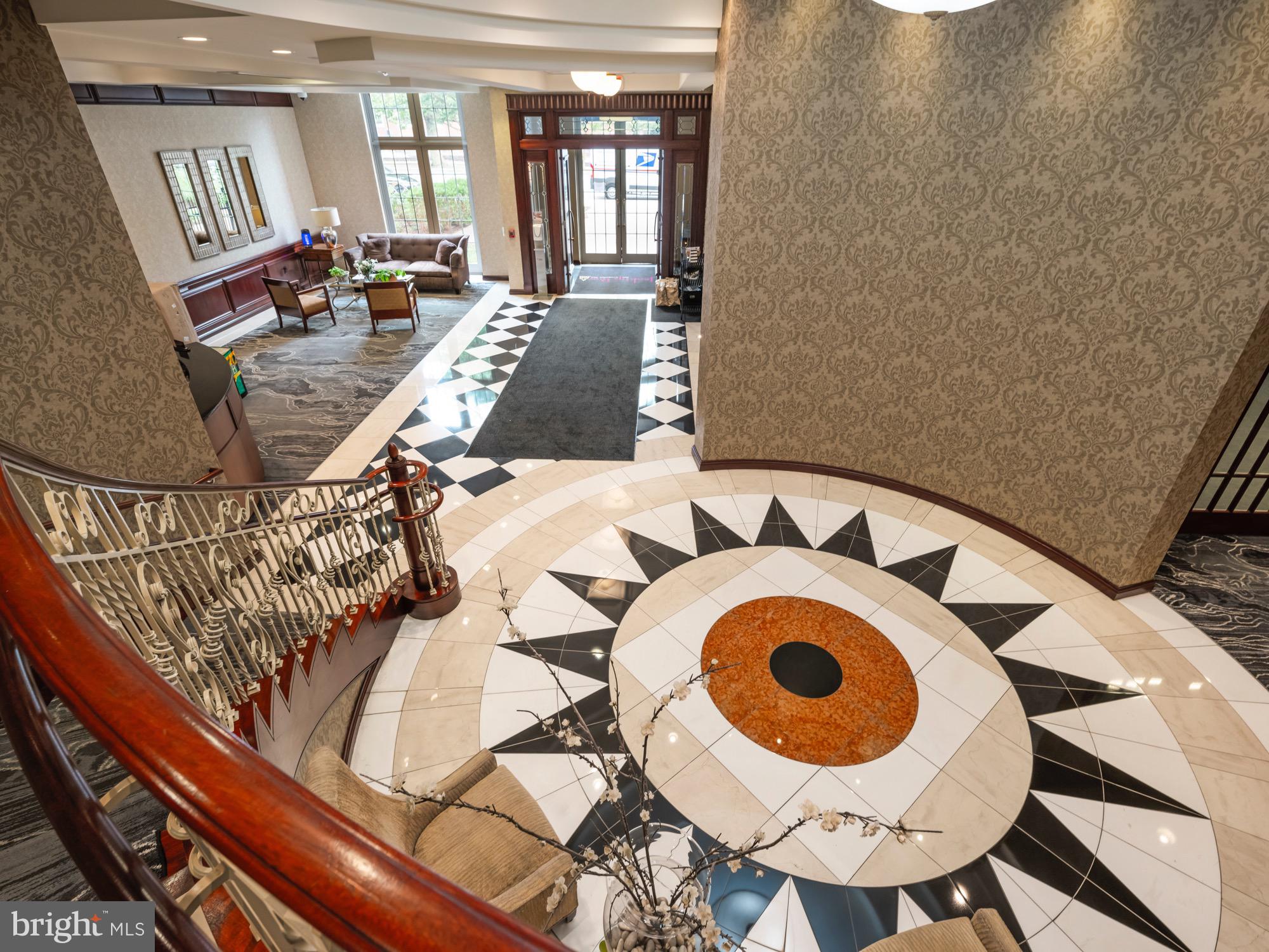 CAPITOL HILL - Residential