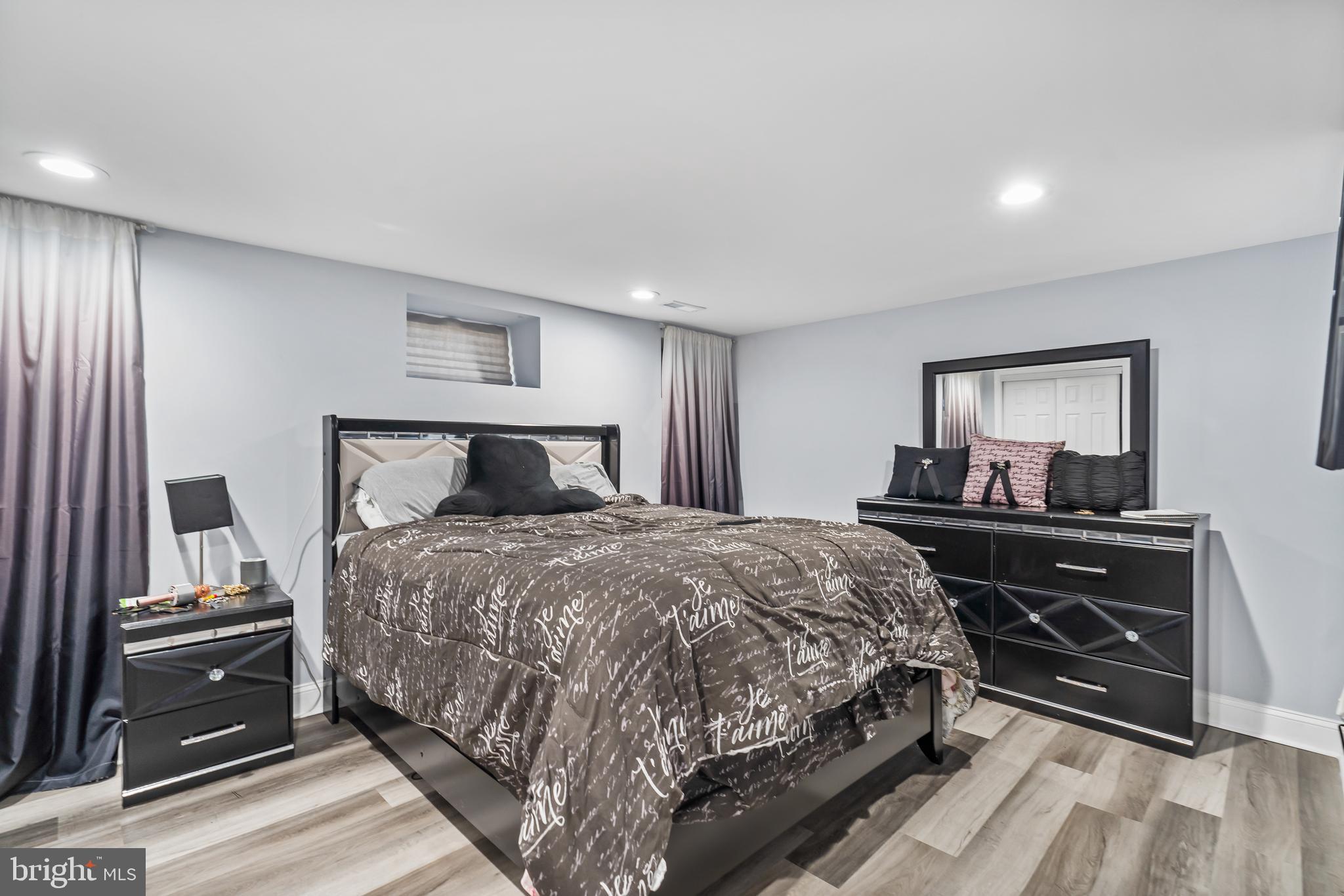 FOREST PARK - Residential