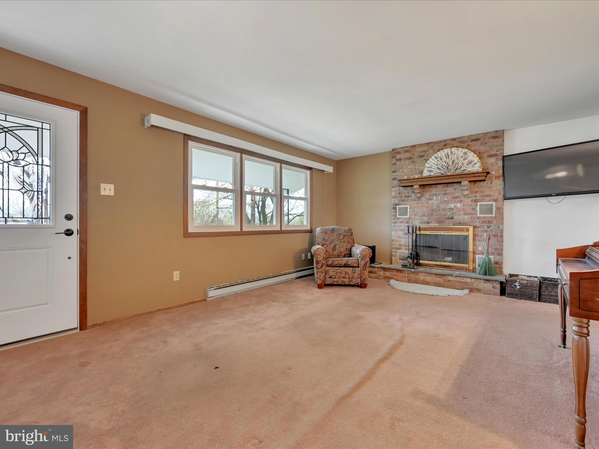 555 MONOCACY CREEK ROAD
