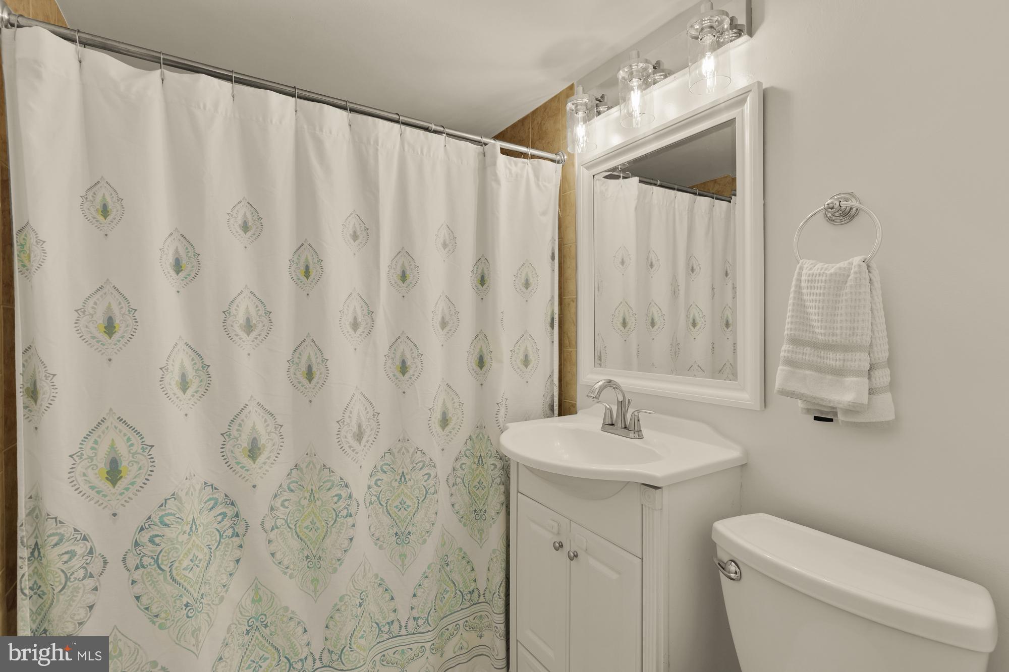 THE ARLINGTON - Residential