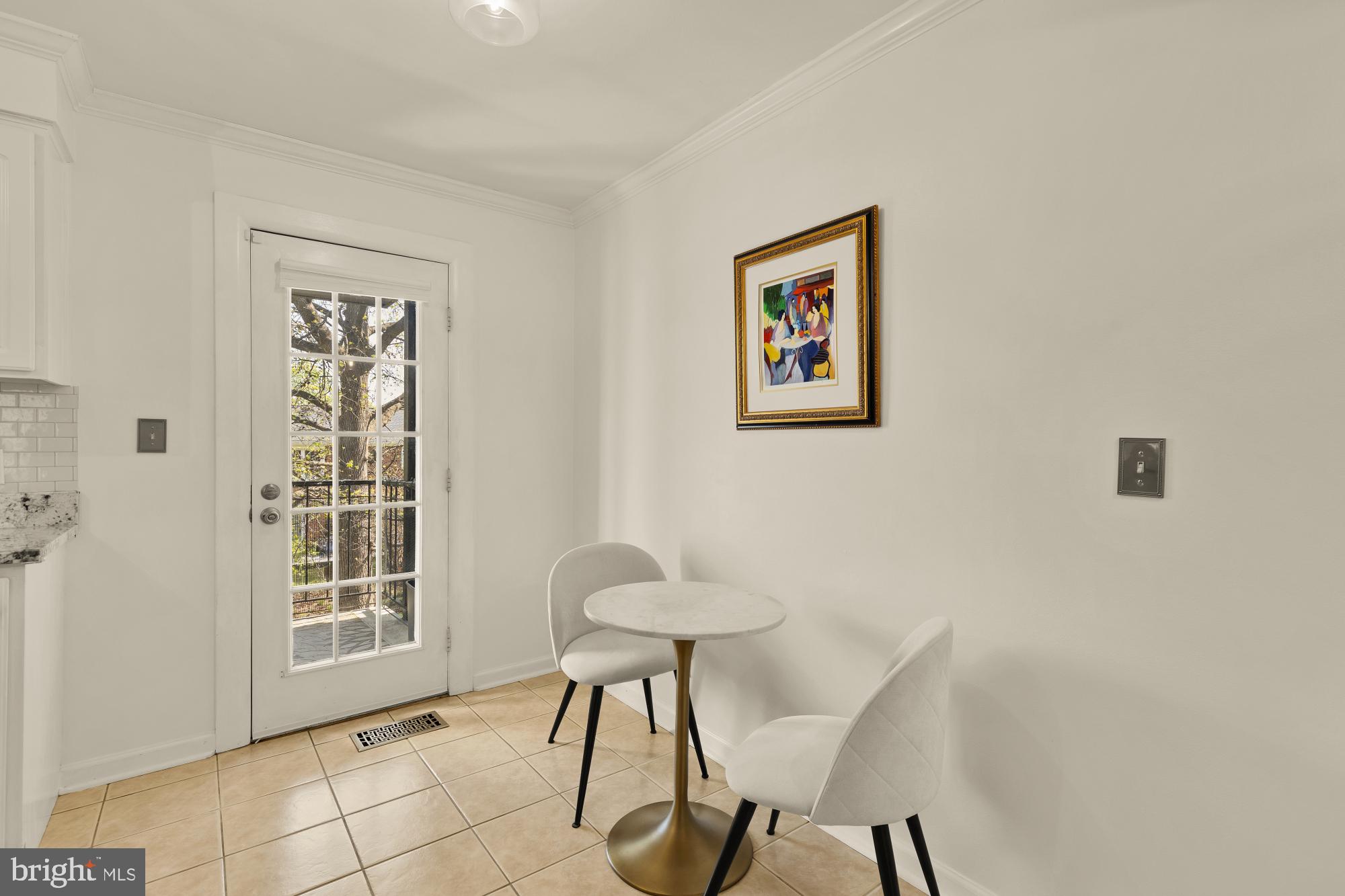 THE ARLINGTON - Residential