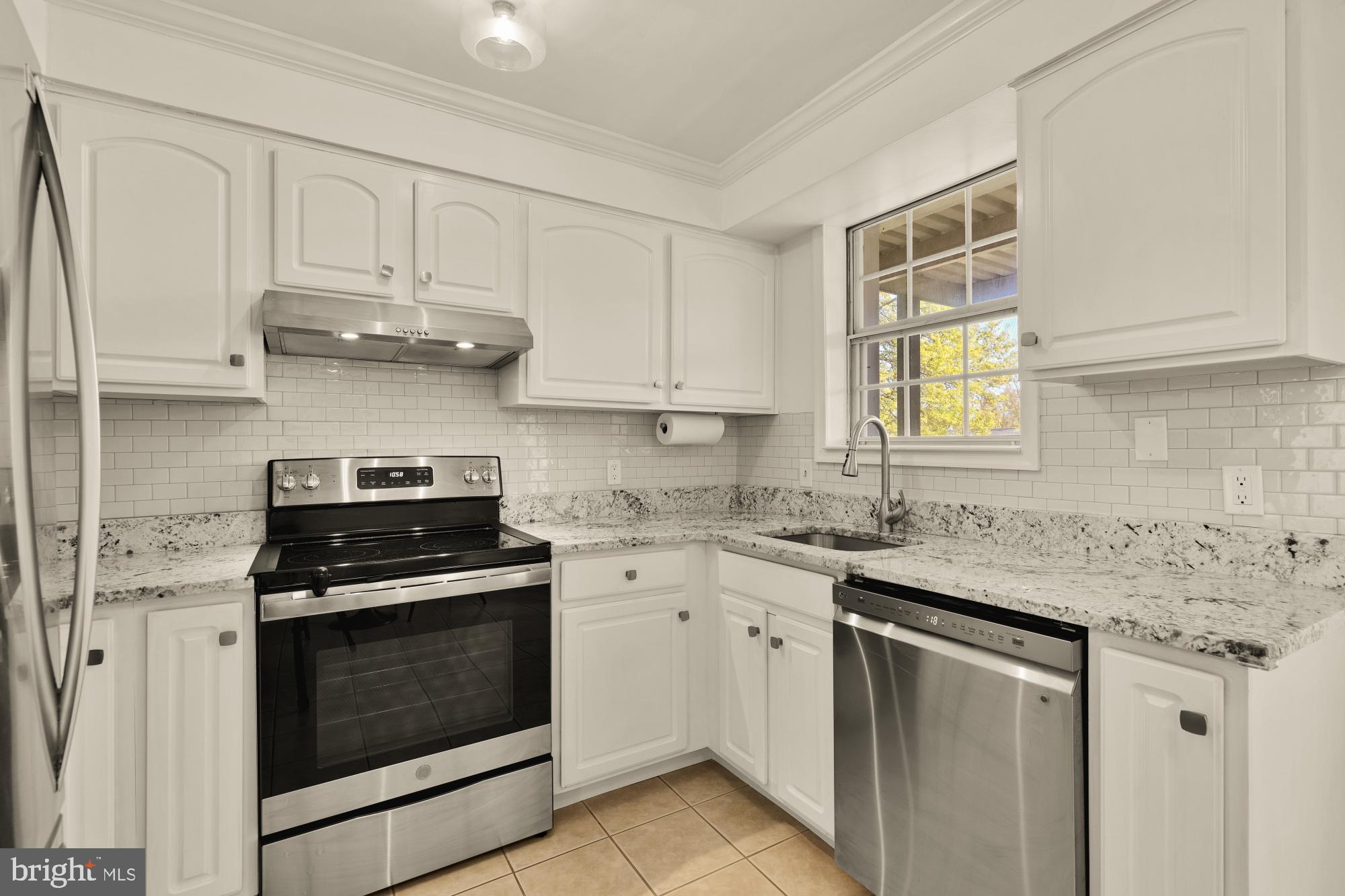 THE ARLINGTON - Residential