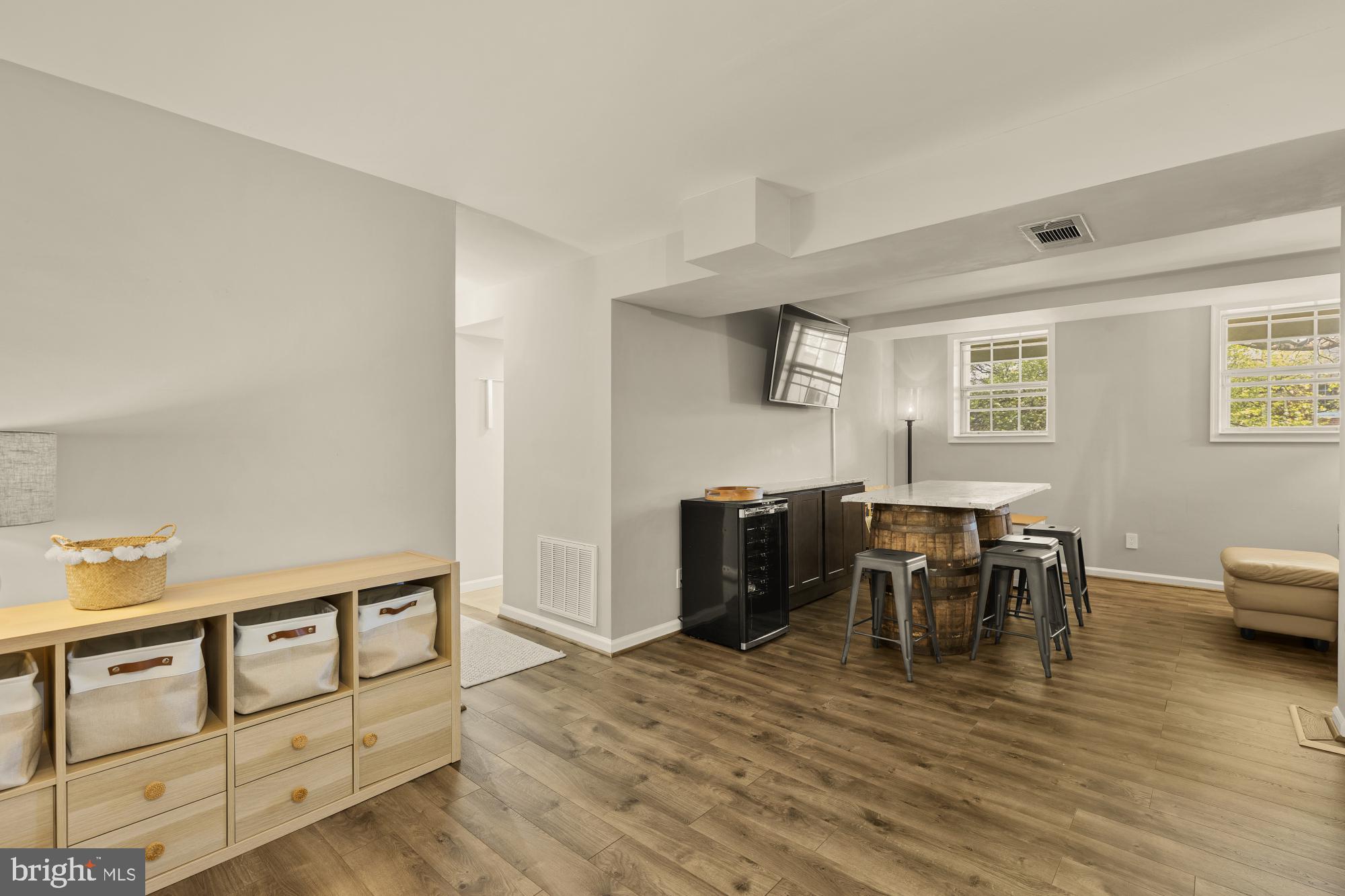 THE ARLINGTON - Residential