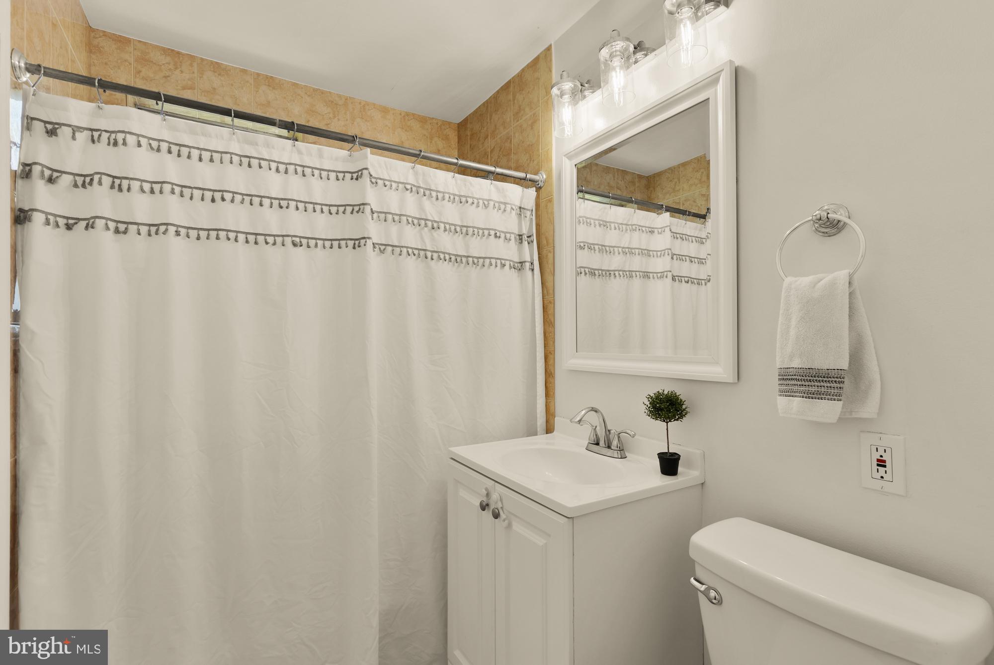 THE ARLINGTON - Residential