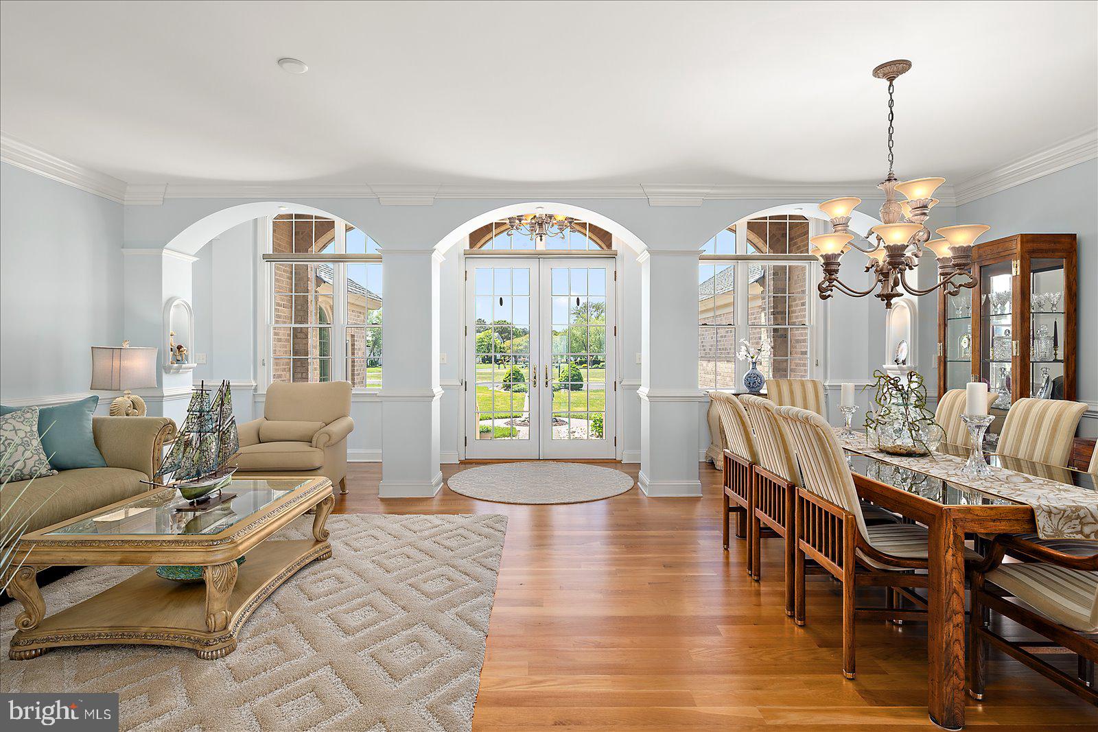 LIGHTHOUSE SOUND - Residential