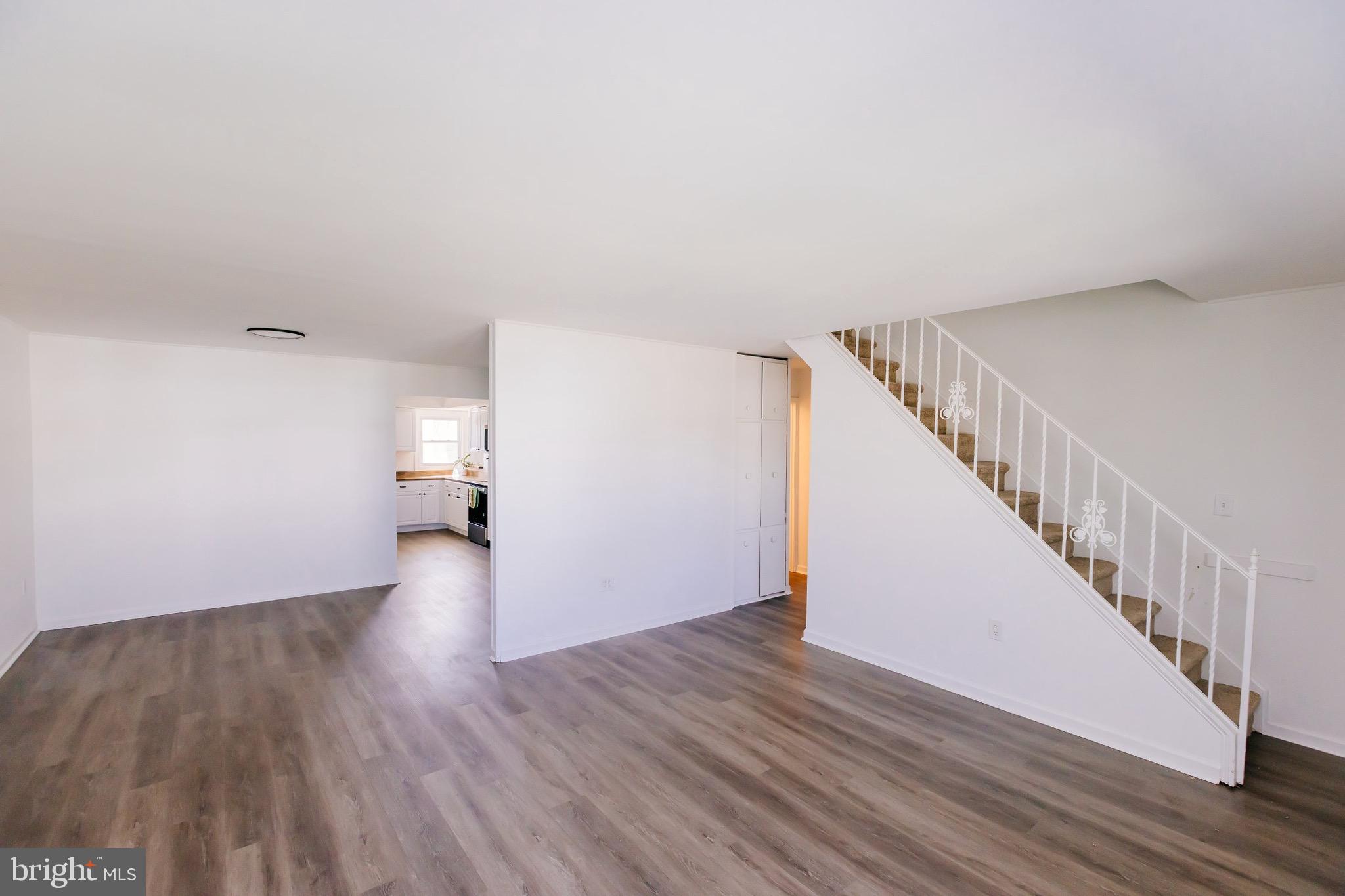 VERMILION HILL - Residential