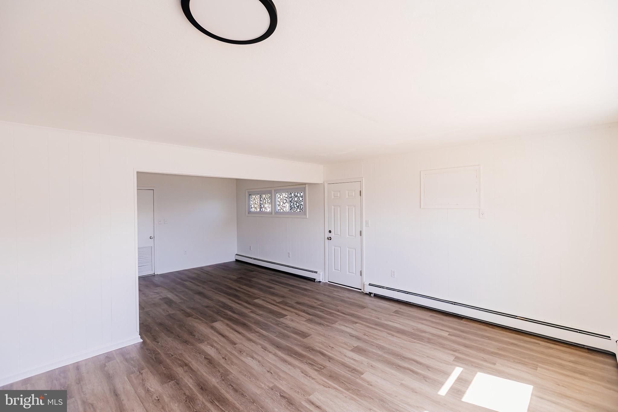 VERMILION HILL - Residential