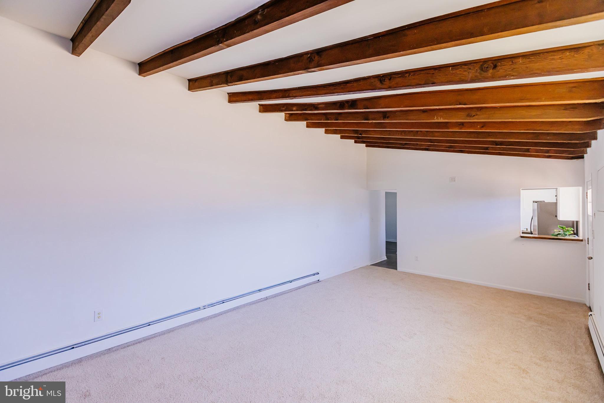 VERMILION HILL - Residential