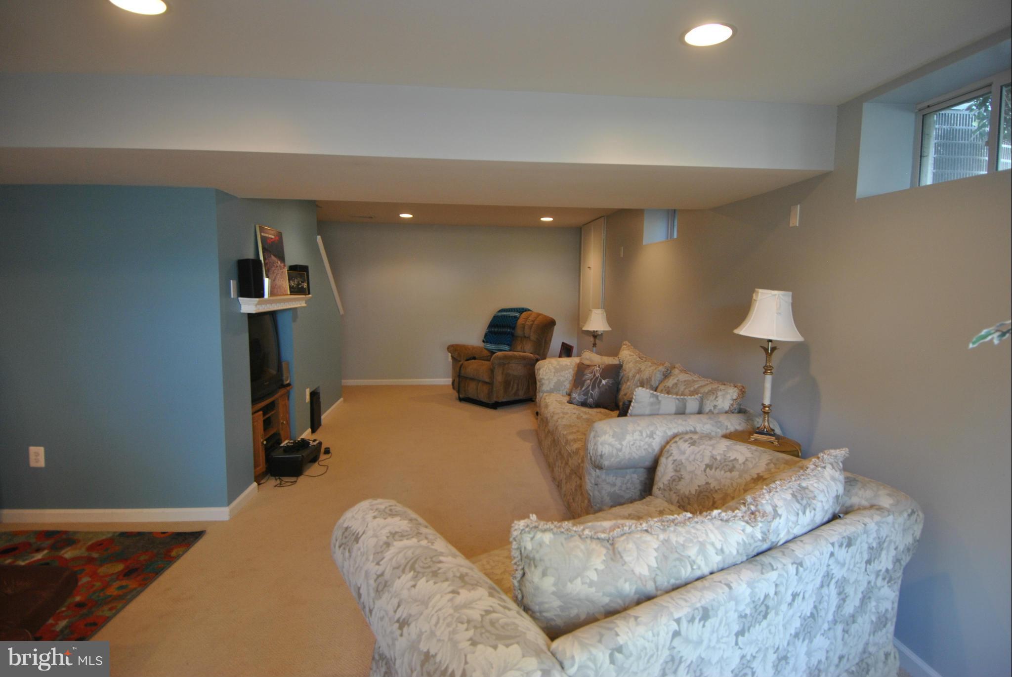 CANTER FARMS - Residential