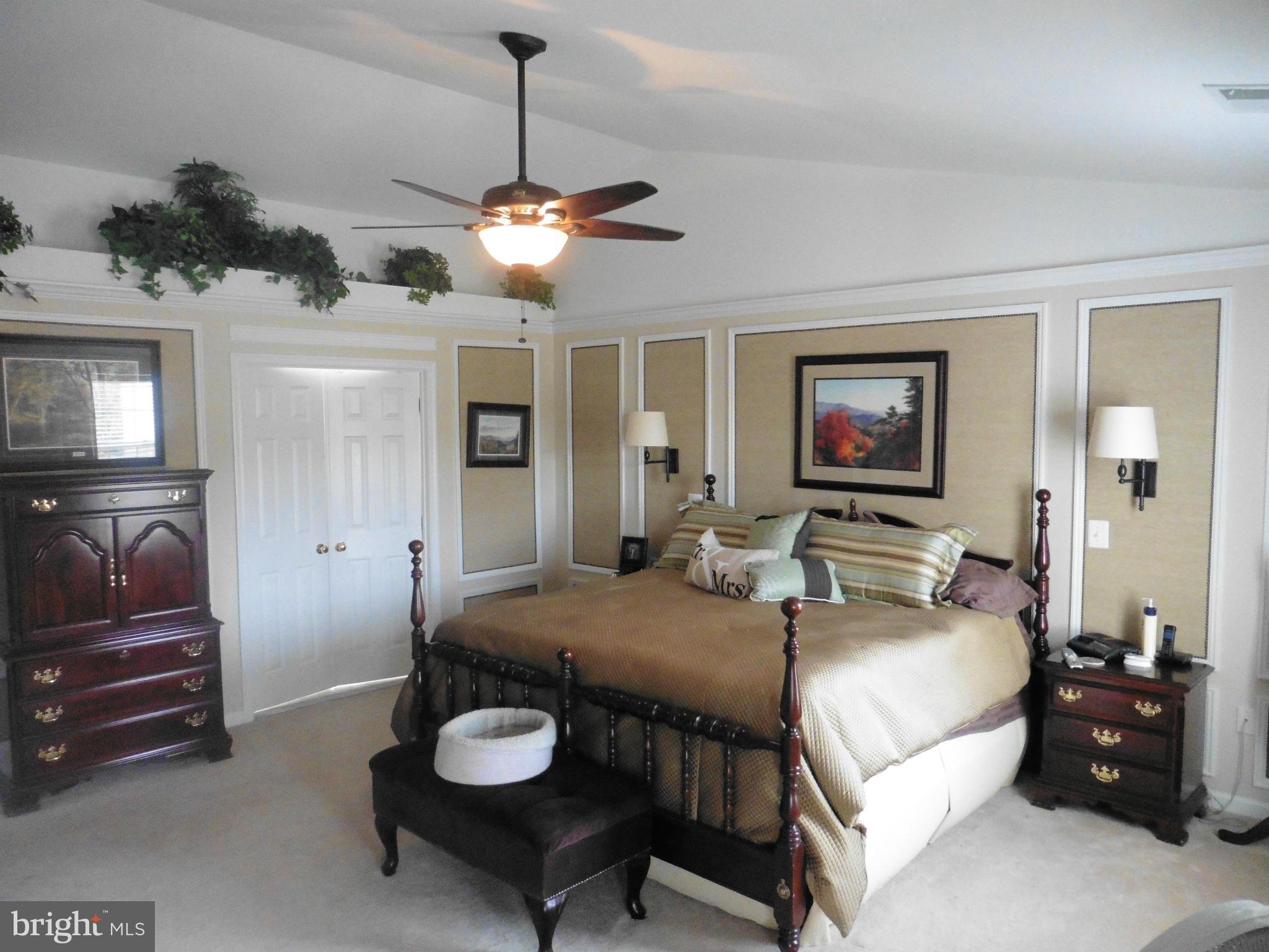 CANTER FARMS - Residential