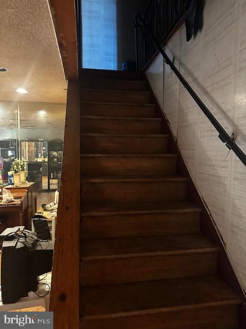 MILL CREEK - Residential