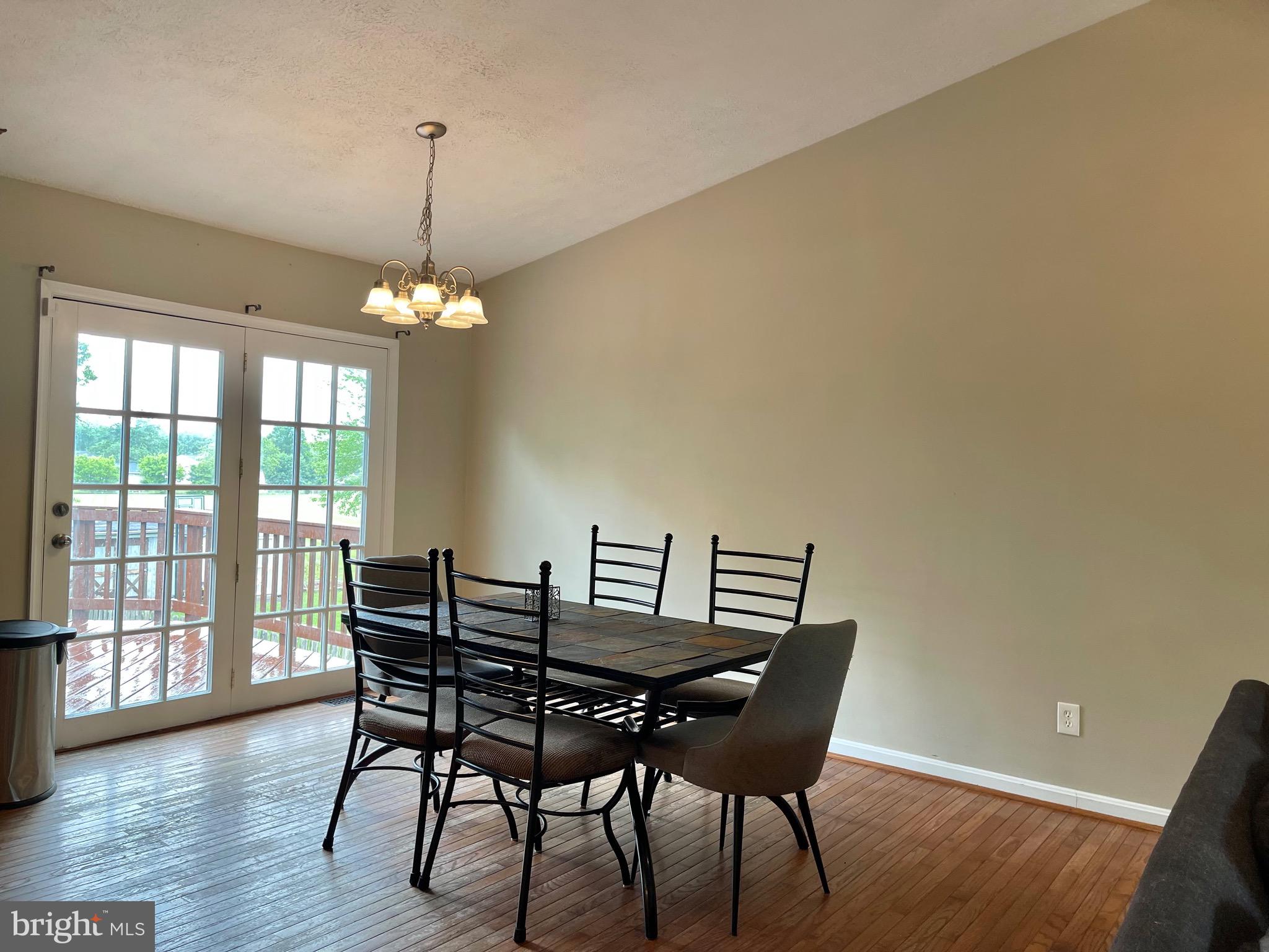10758 BLAKE LANE