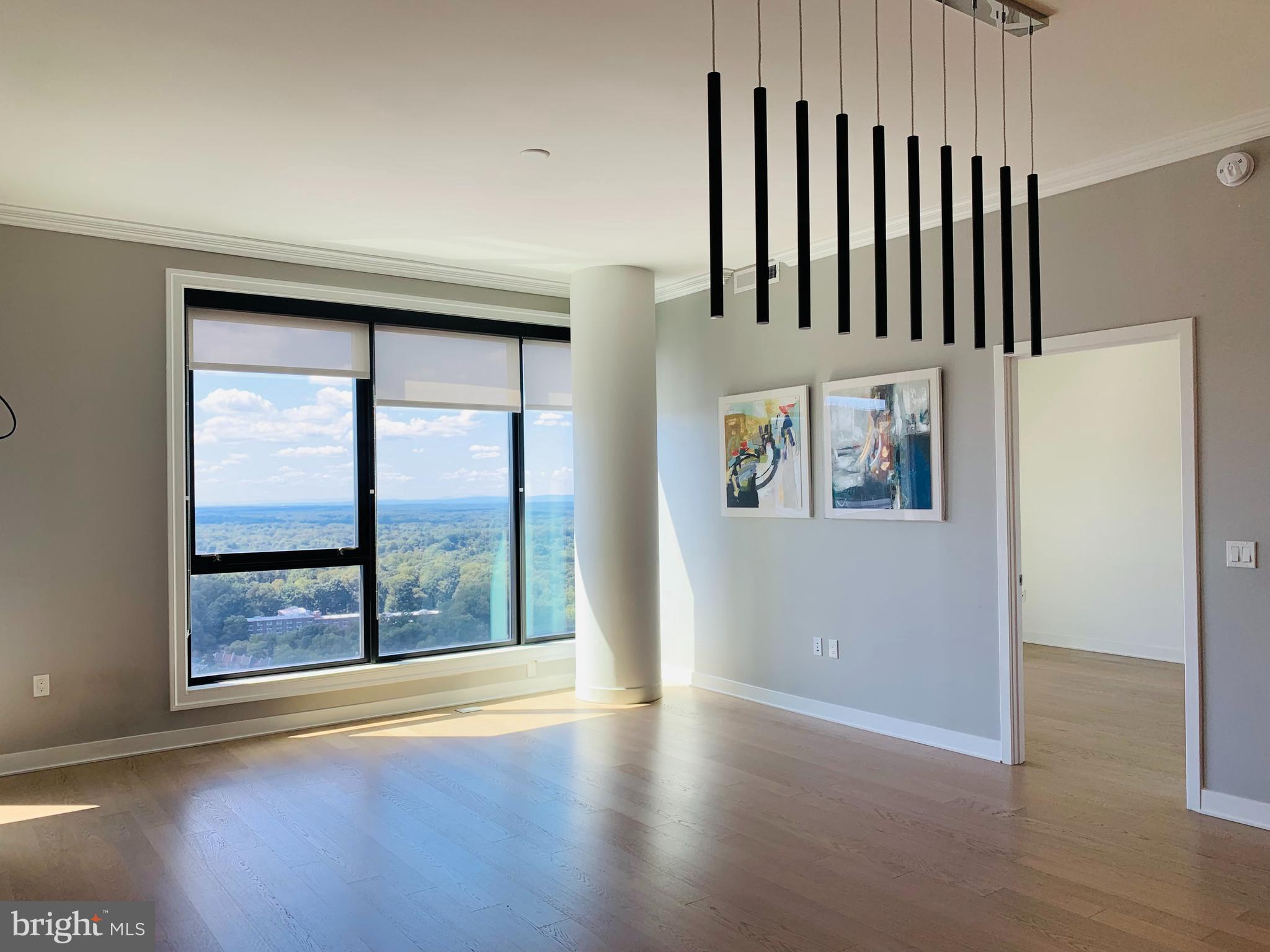 THE VERSE CONDO - Residential Lease
