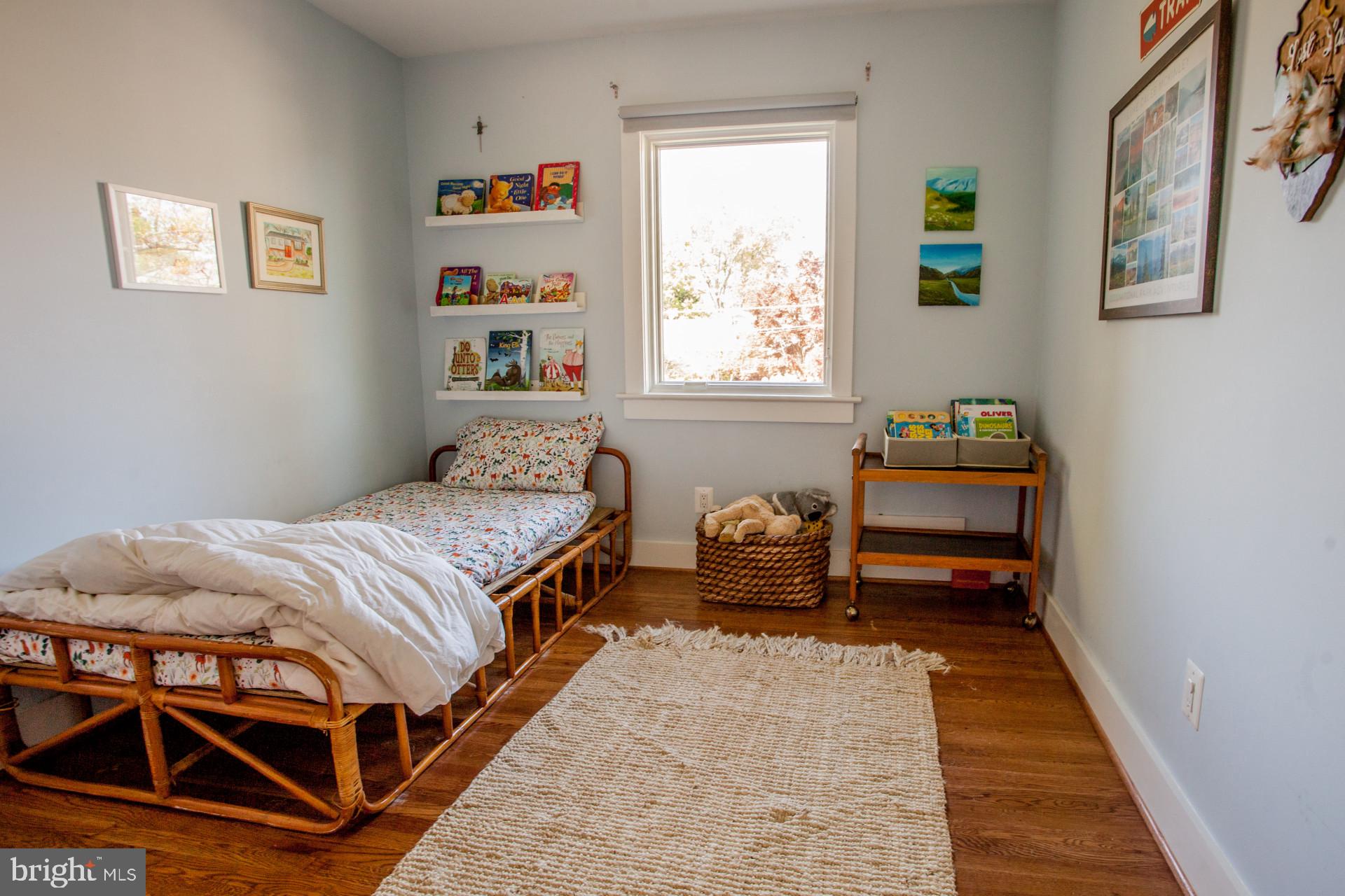 VIENNA WOODS - Residential